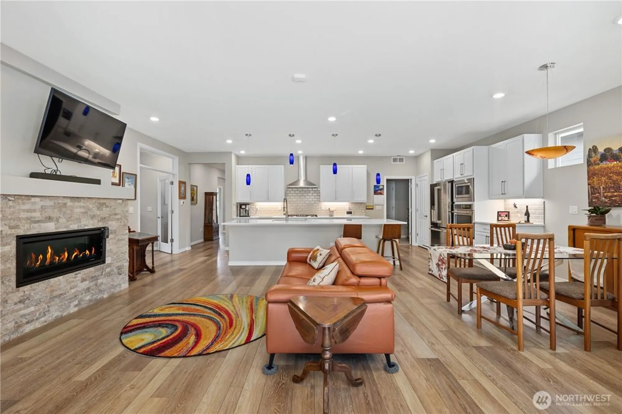 Property Slideshow image 11 of 37 | 15221 183rd ave e unit e, Bonney Lake, WA, 98391