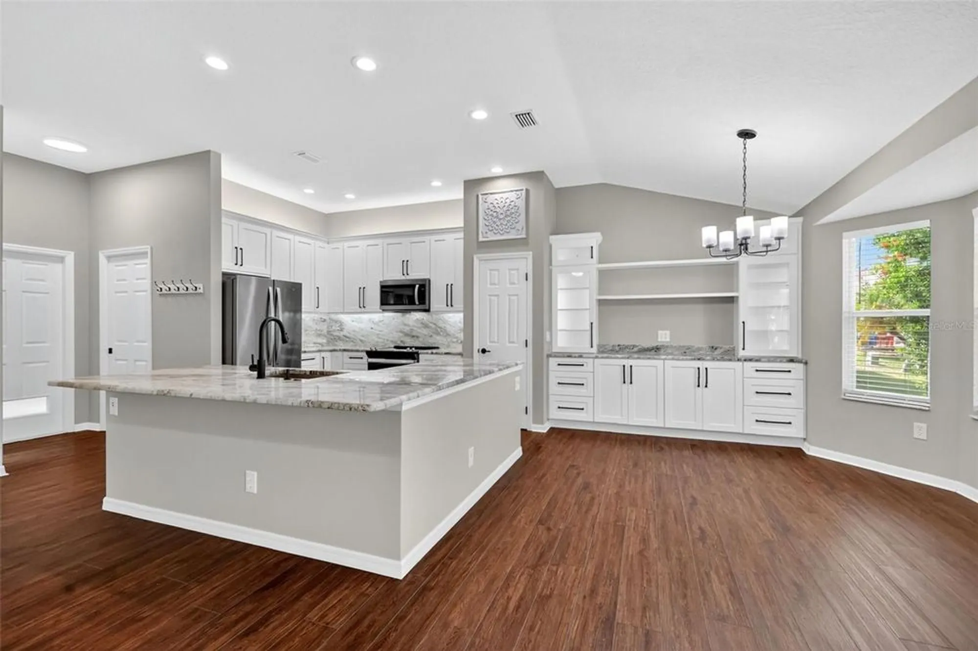 Property Slideshow image 8 of 39 | 669 pearson st, The Villages, FL, 32162