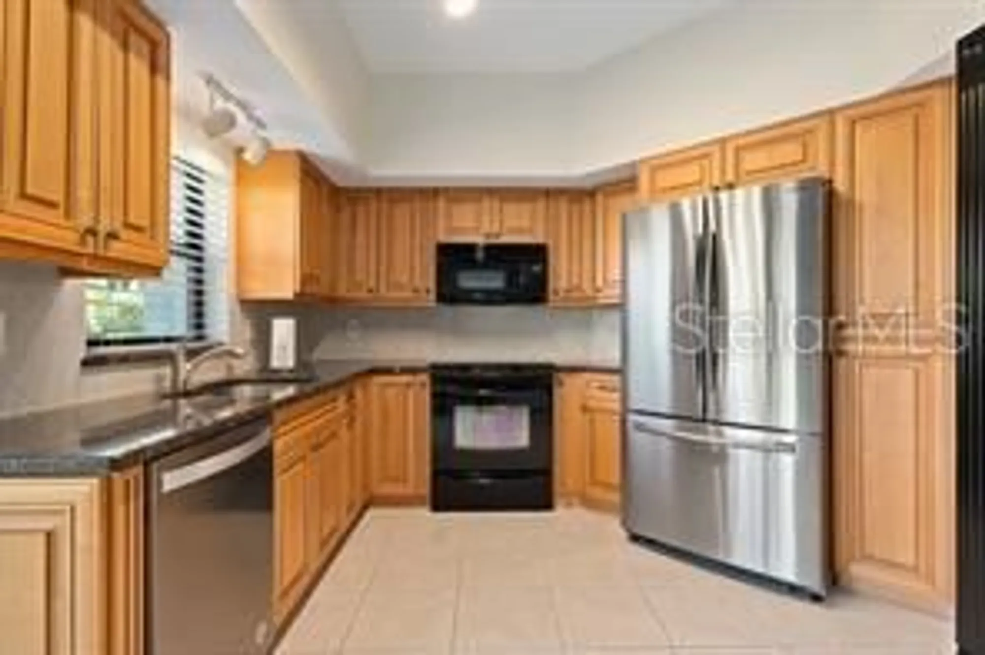 Property Slideshow image 18 of 52 | 5259 heron way # 103, Sarasota, FL, 34231