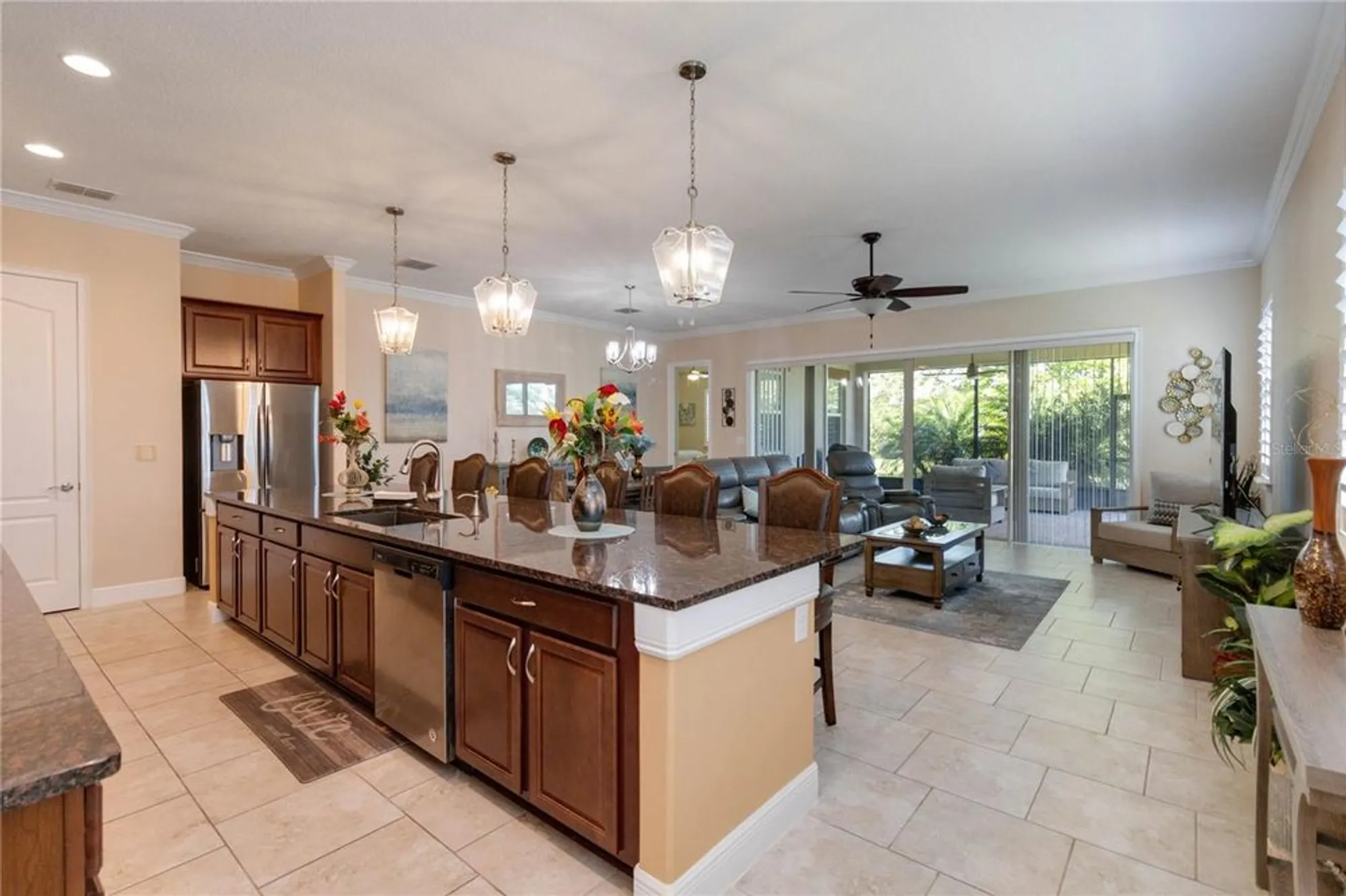 Property Slideshow image 12 of 50 | 4921 catalpa dr, Saint Cloud, FL, 34772