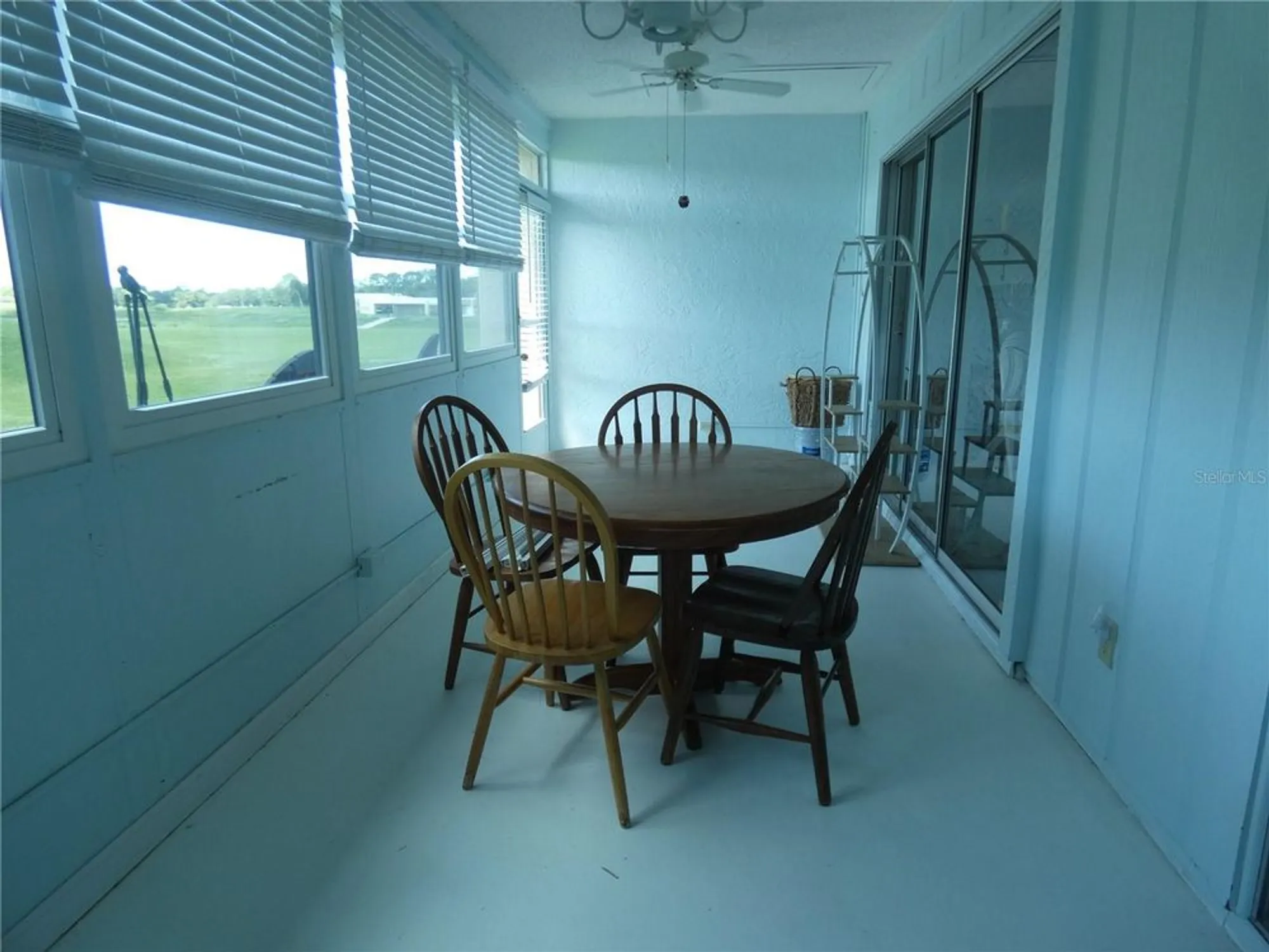 Property Slideshow image 31 of 33 | 11231 dollar lake dr apt 6, Port Richey, FL, 34668
