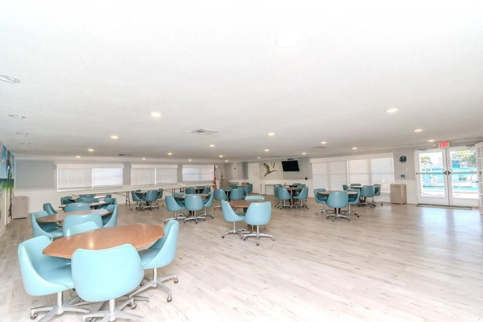 Property Slideshow image 37 of 51 | 6025 shore blvd 611, Gulfport, FL, 33707