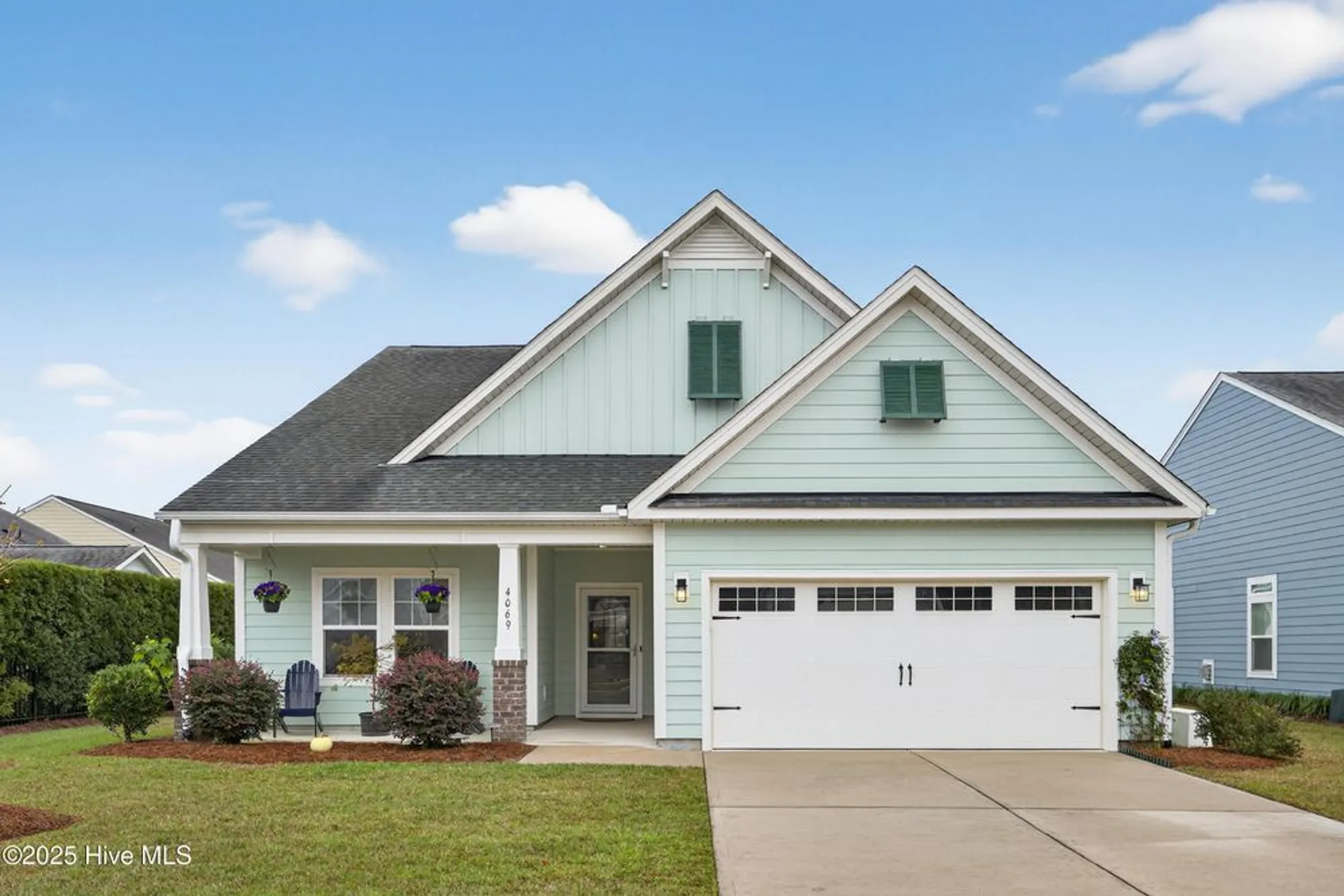 Property Slideshow image 1 of 40 | 4069 druids glen dr, Leland, NC, 28451