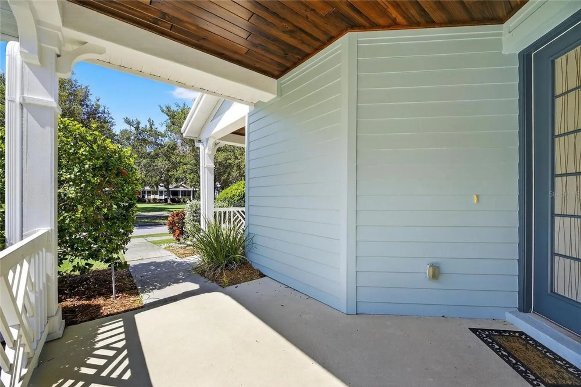 Property Slideshow image 12 of 85 | 5312 golden isles dr, Apollo Beach, FL, 33572