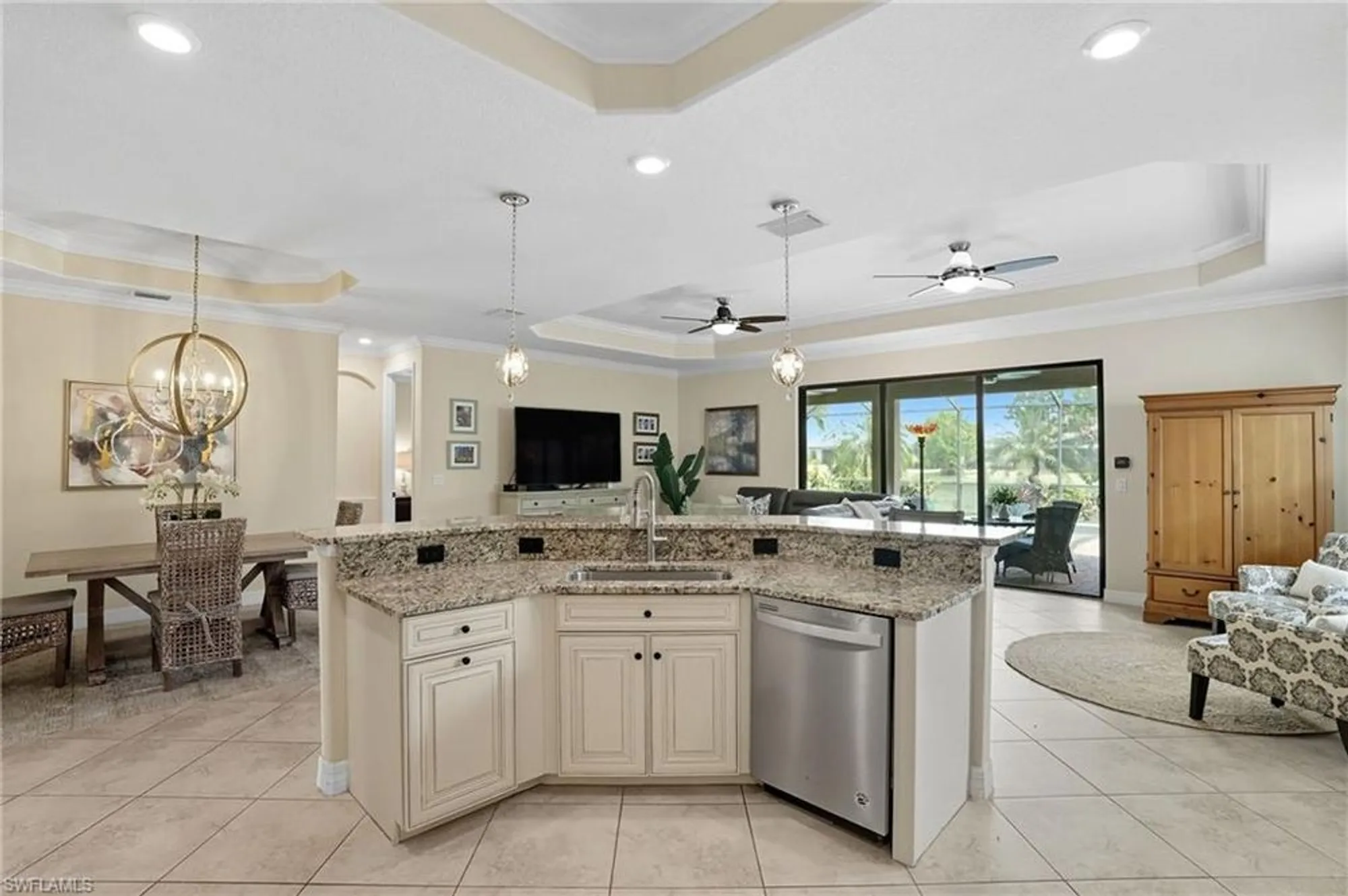Property Slideshow image 5 of 50 | 28135 edenderry ct, Bonita Springs, FL, 34135