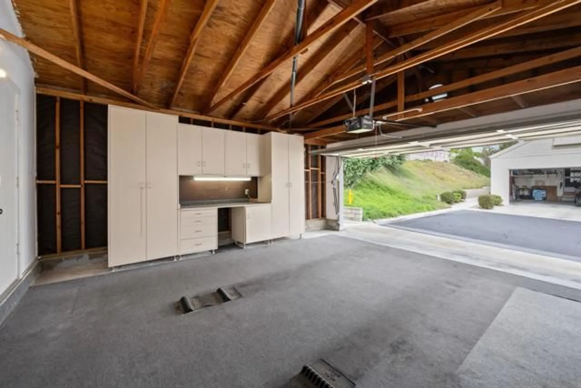 Property Slideshow image 12 of 37 | 4465 topaz ln, Oceanside, CA, 92056