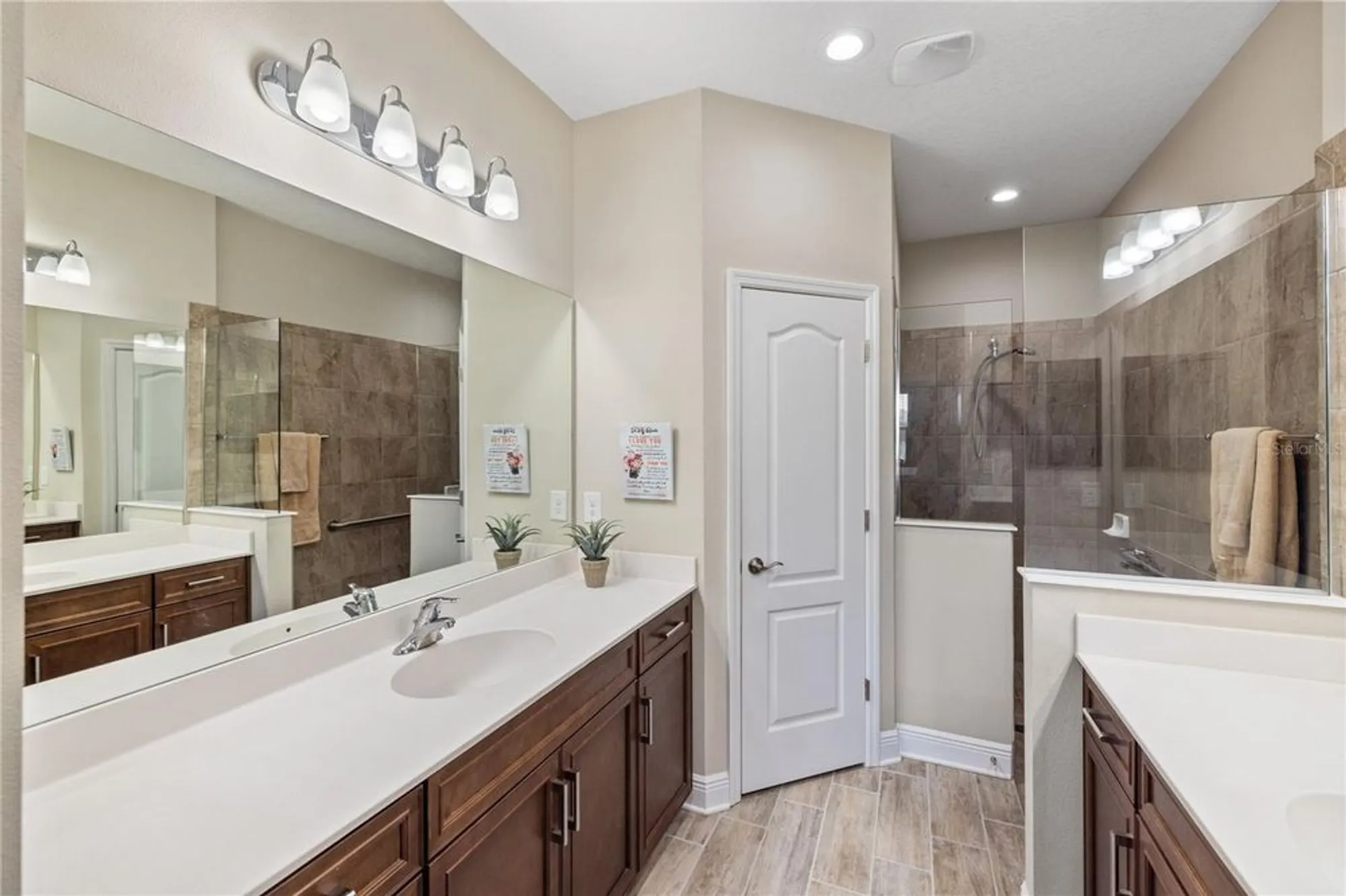 Property Slideshow image 18 of 70 | 11125 mcdermott ct, Englewood, FL, 34223