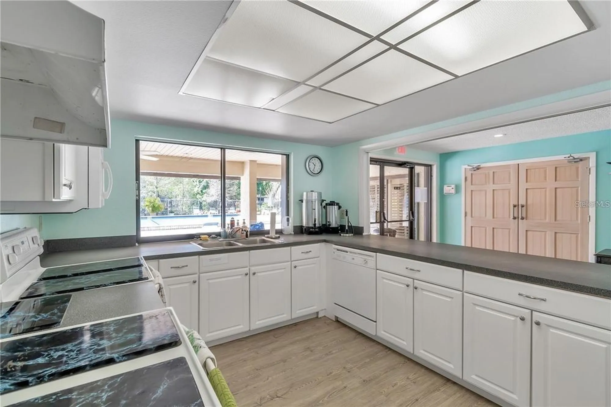Property Slideshow image 30 of 34 | 2529 oakleaf ln 30a, Clearwater, FL, 33763