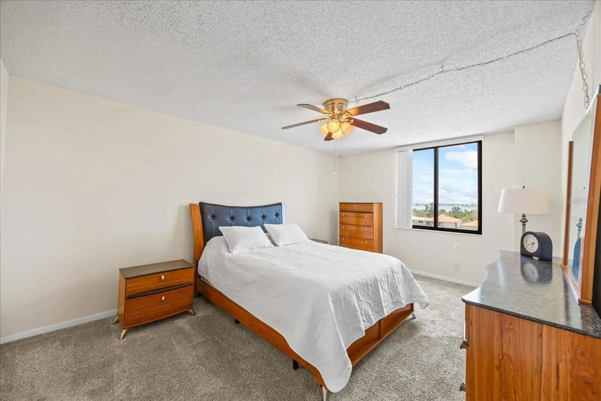 Property Slideshow image 15 of 28 | 6322 palma del mar blvd s apt 604, St Petersburg, FL, 33715