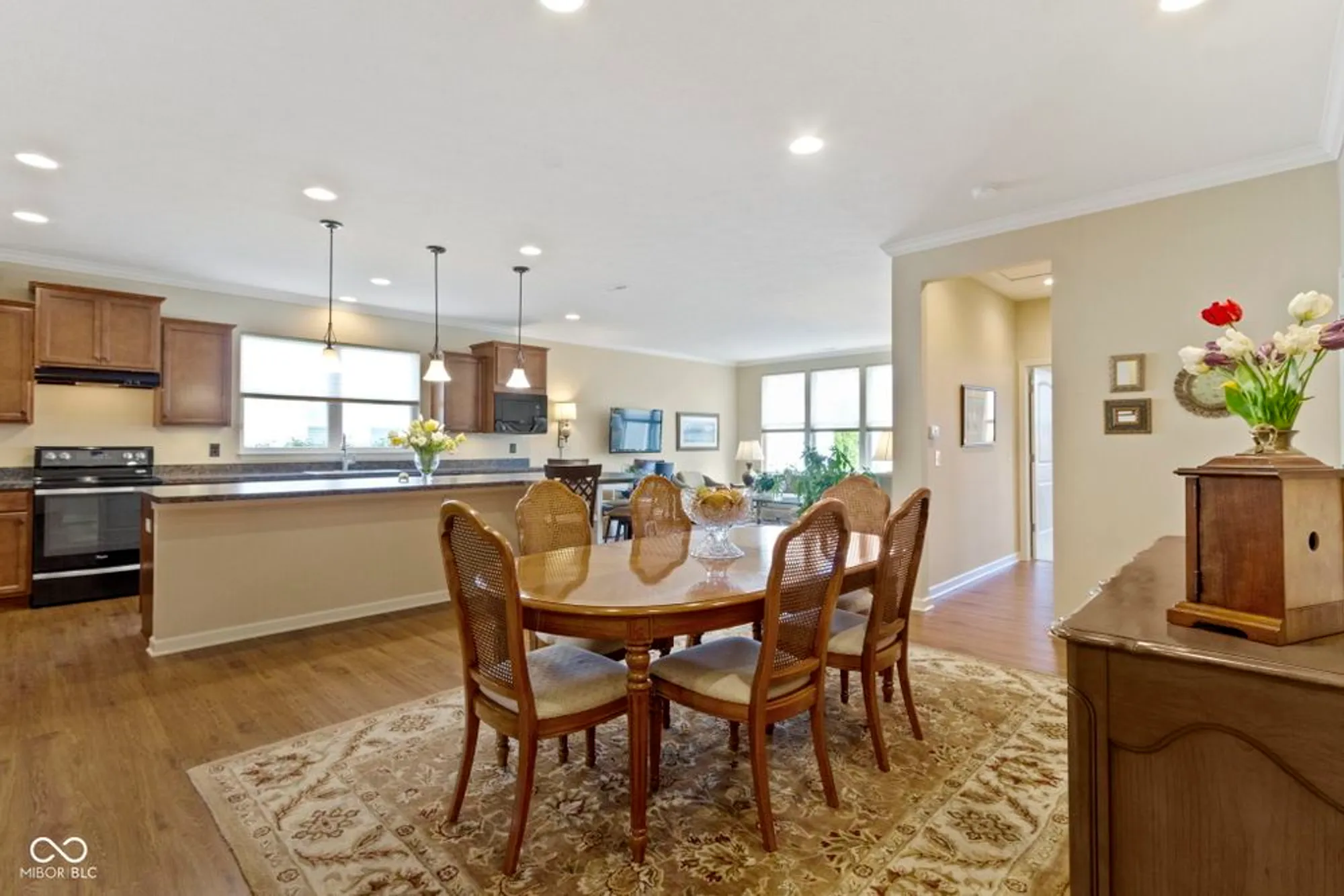 Property Slideshow image 21 of 44 | 16284 loire valley dr, Fishers, IN, 46037
