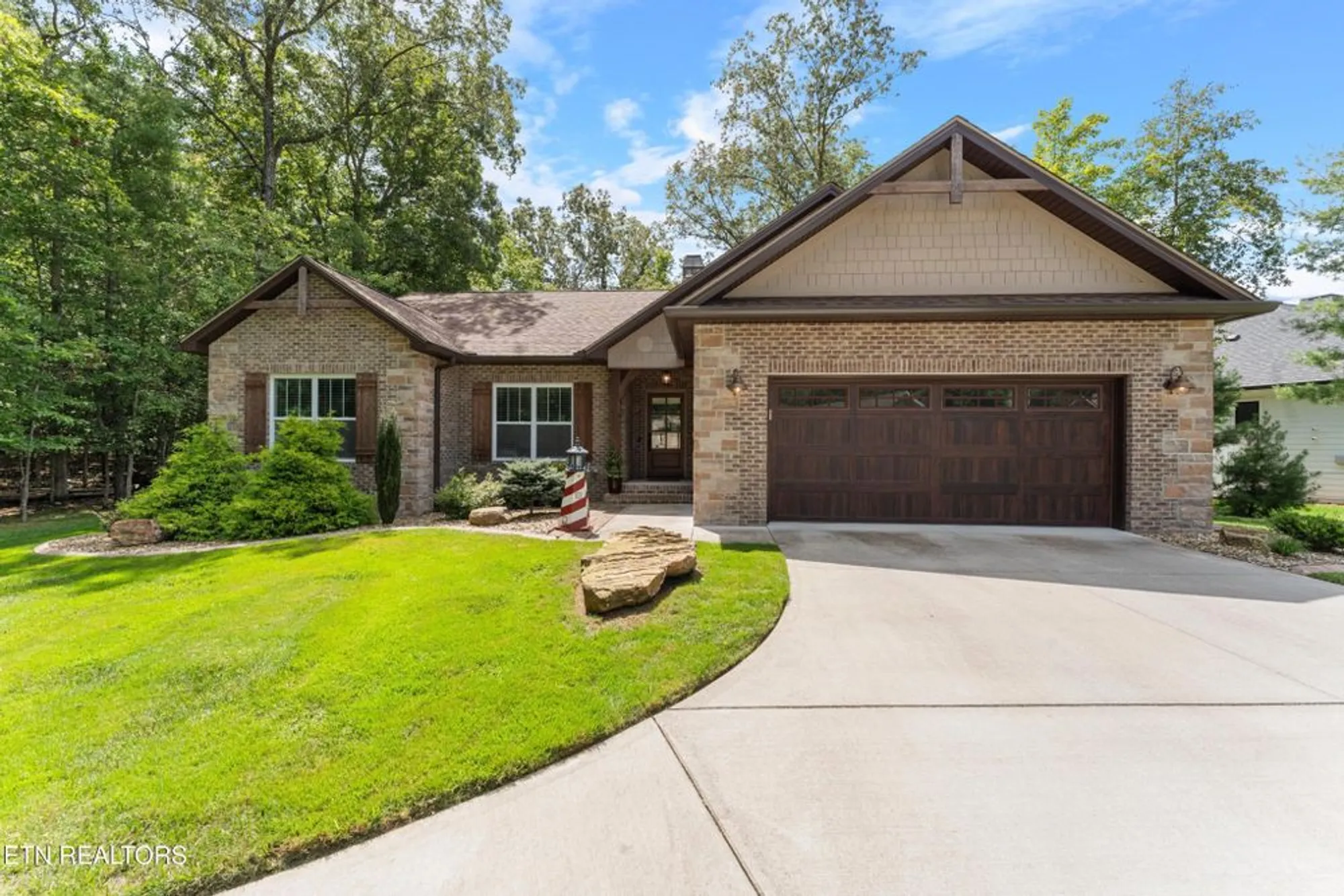 Property Slideshow image 32 of 45 | 14 renwick dr, Crossville, TN, 38558