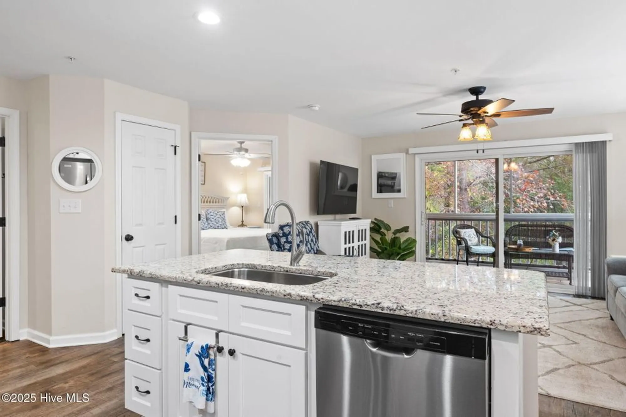 Property Slideshow image 9 of 75 | 3350 club villa dr 2104, Southport, NC, 28461