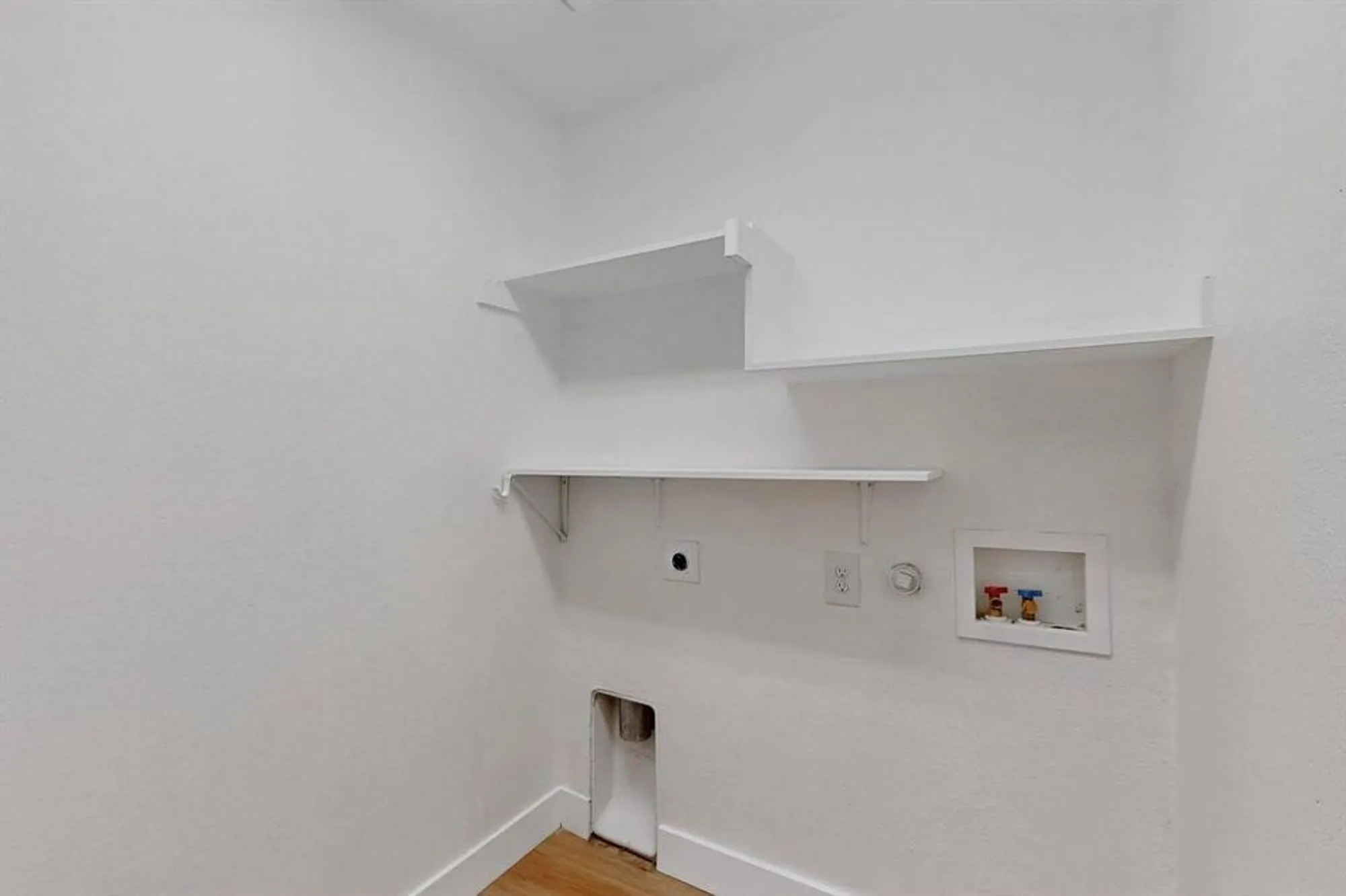 Property Slideshow image 26 of 33 | 1368 troon dr, Frisco, TX, 75036