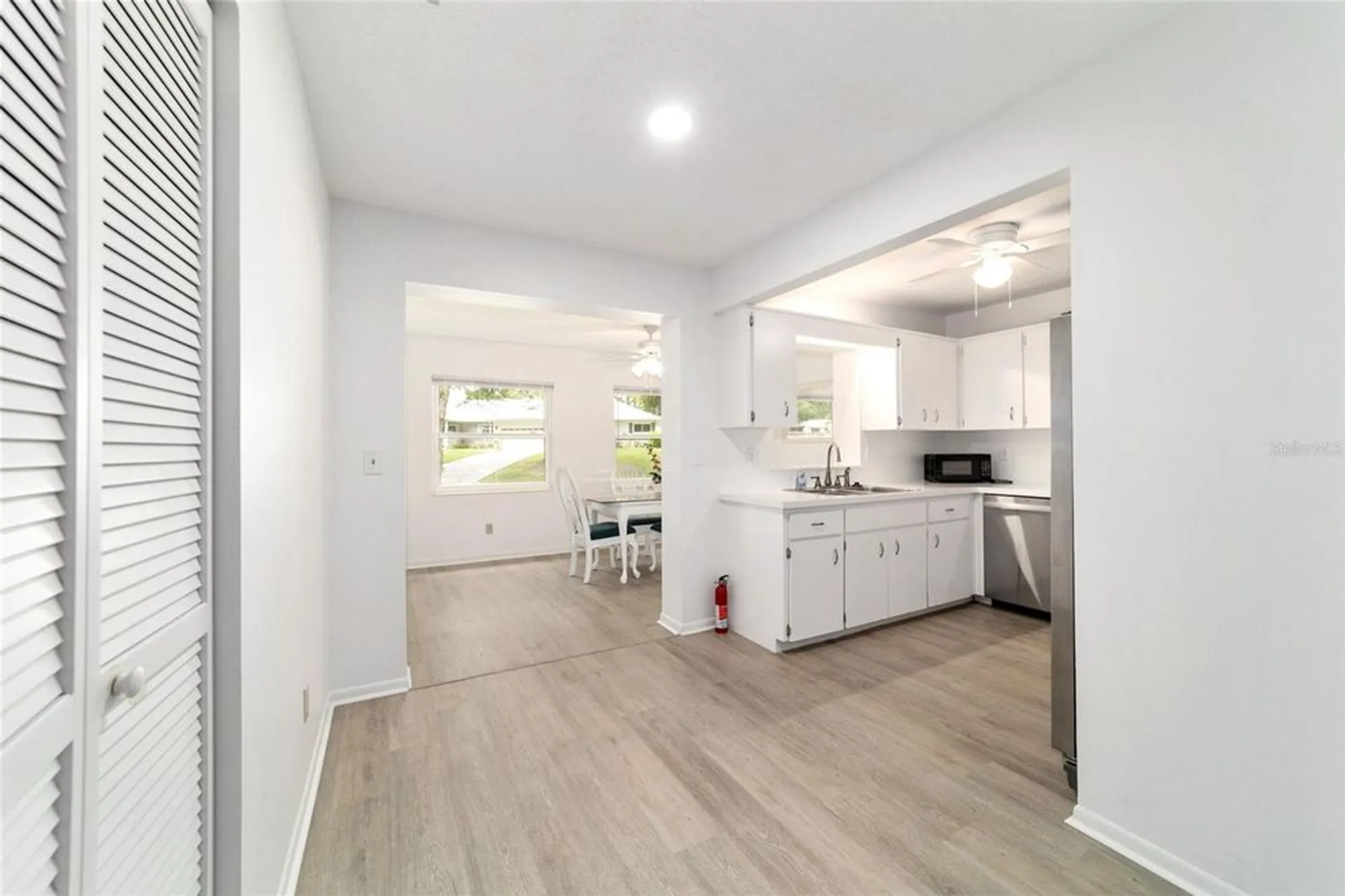 Property Slideshow image 11 of 28 | 8885 sw 97th lane rd a, Ocala, FL, 34481