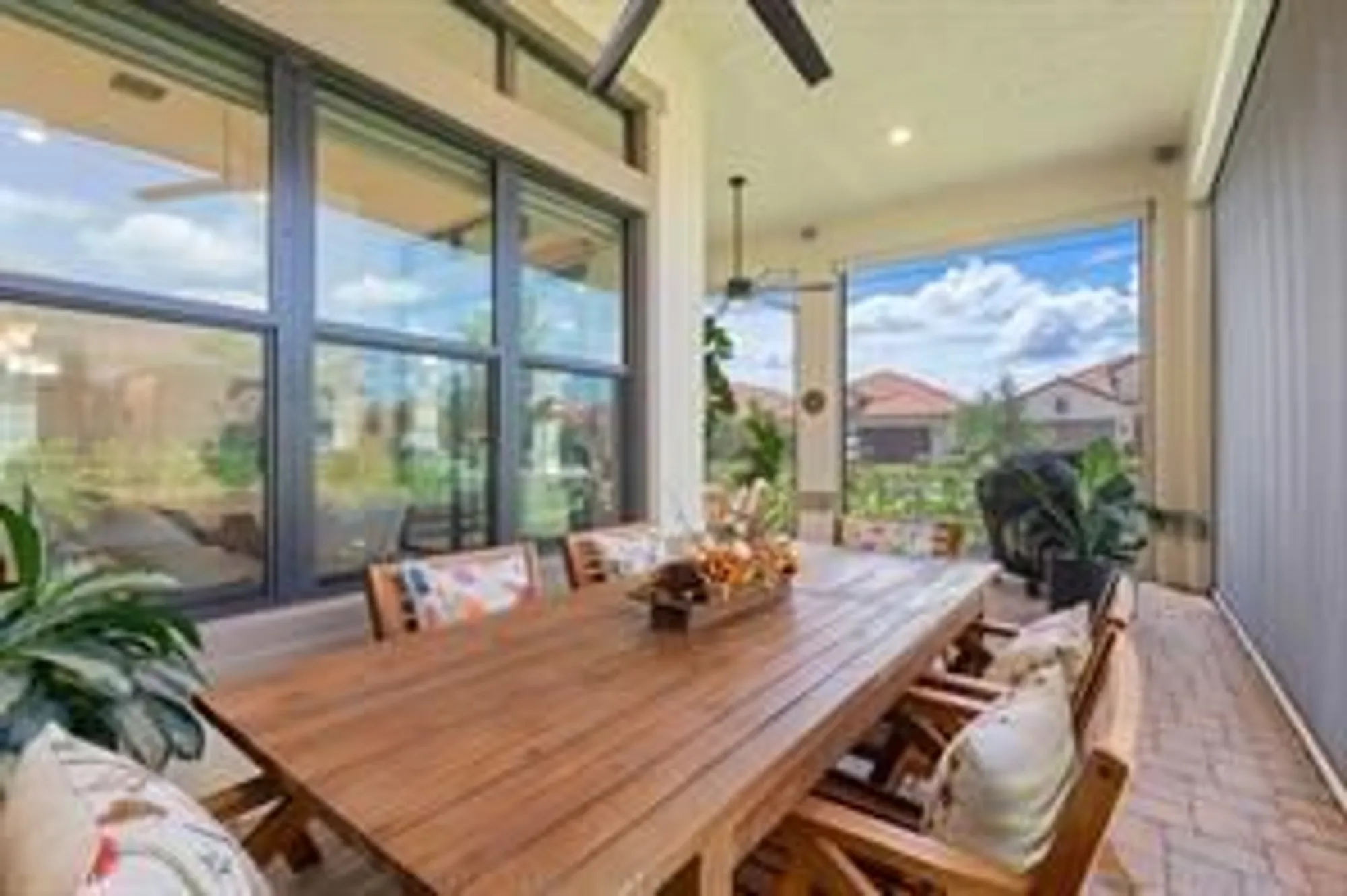 Property Slideshow image 29 of 44 | 11975 vivar run, Parkland, FL, 33076