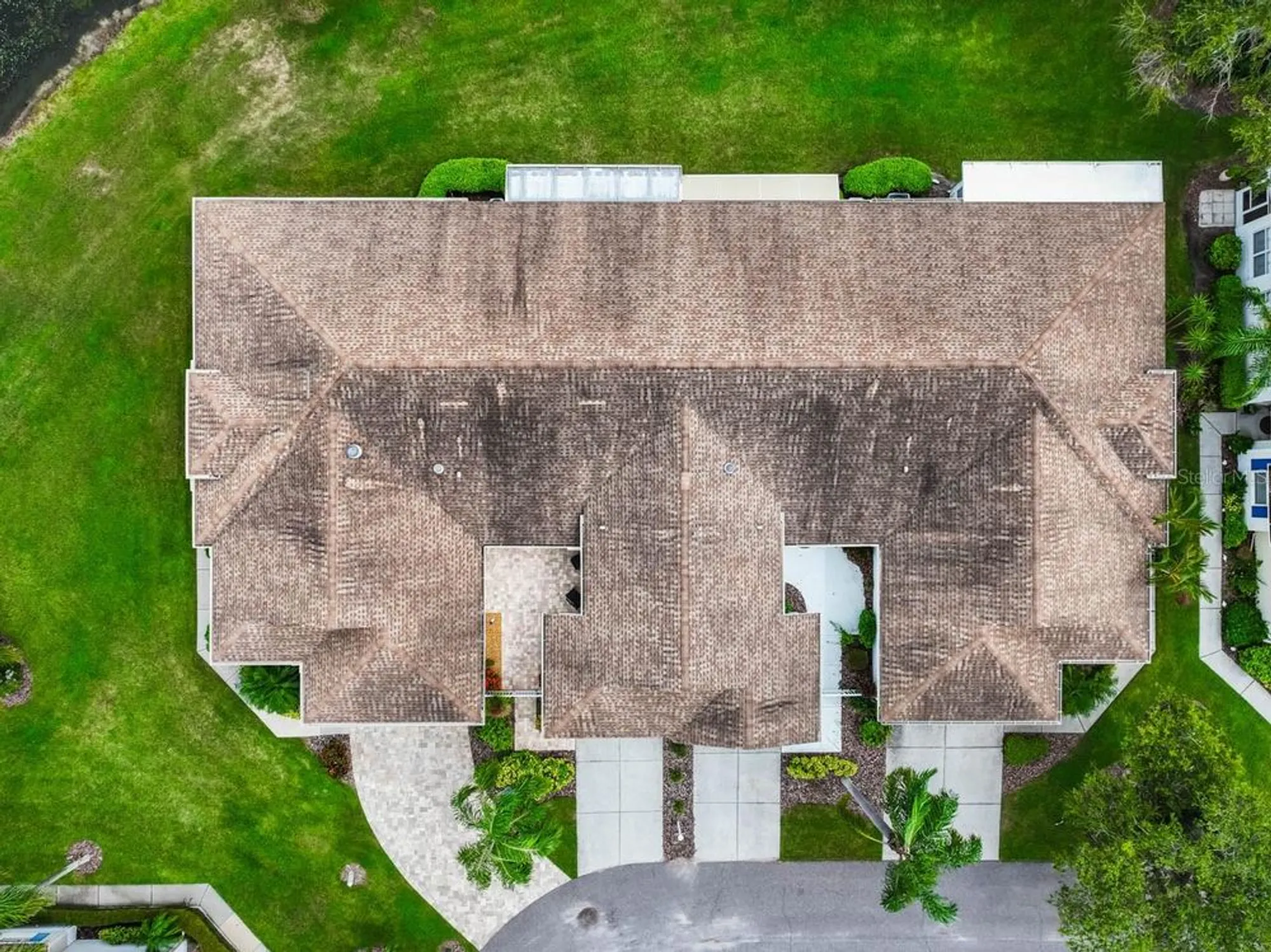 Property Slideshow image 44 of 47 | 1012 radison lake ct 59, Sun City Center, FL, 33573