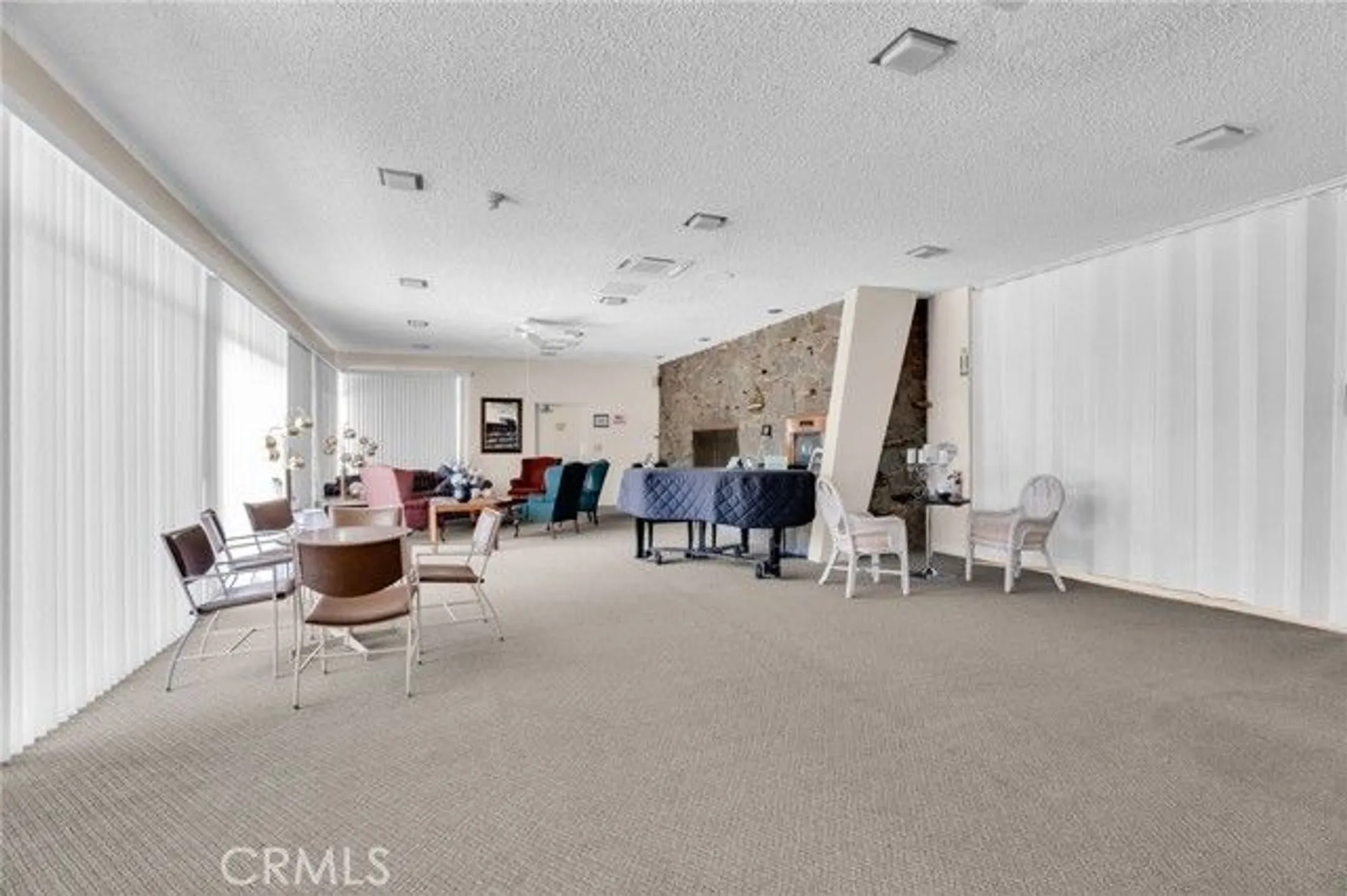 Property Slideshow image 41 of 53 | 26745 oak crossing rd d, Newhall, CA, 91321