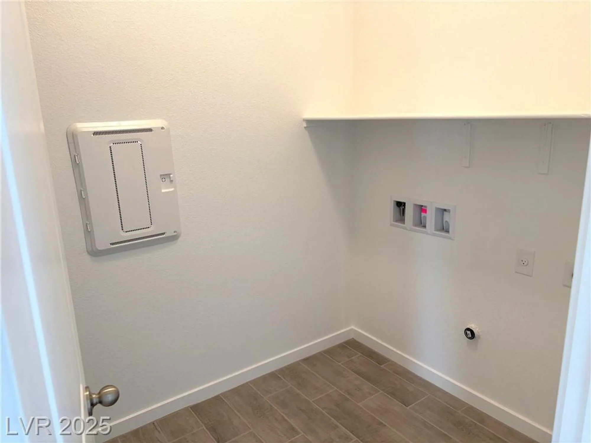Property Slideshow image 19 of 29 | 5720 e badlands ln, Pahrump, NV, 89061