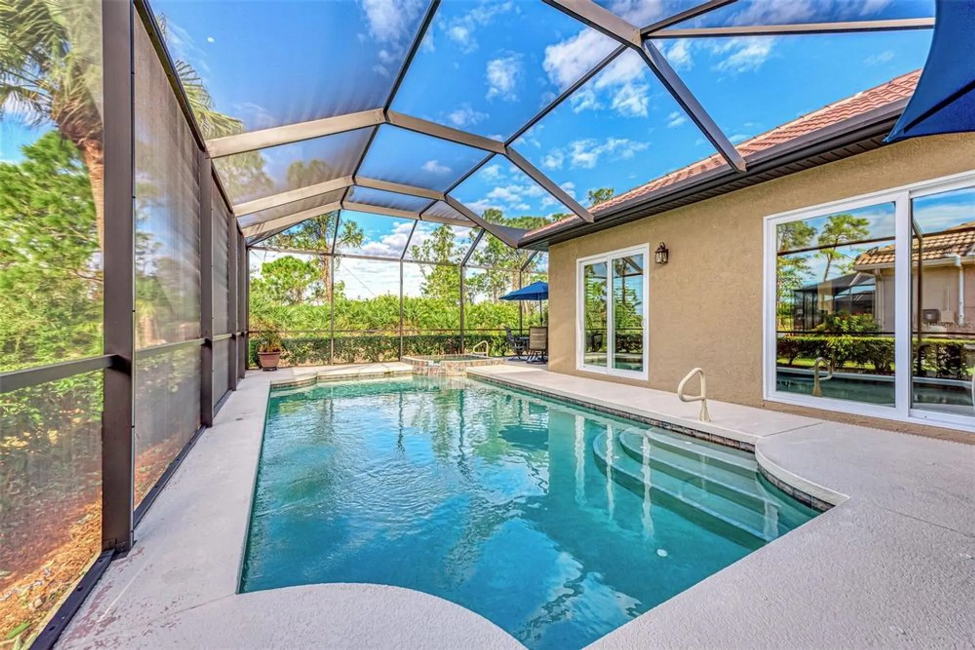 Property Slideshow image 57 of 73 | 1221 creek nine dr, North Port, FL, 34291