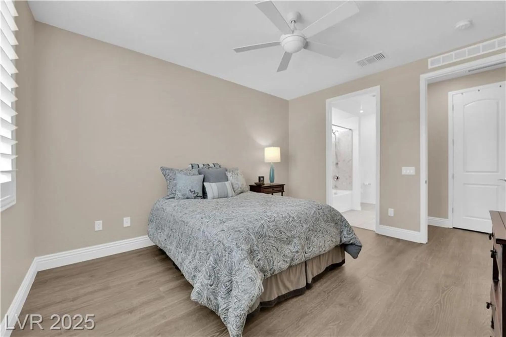 Property Slideshow image 25 of 57 | 11 arid crest ave, Henderson, NV, 89011