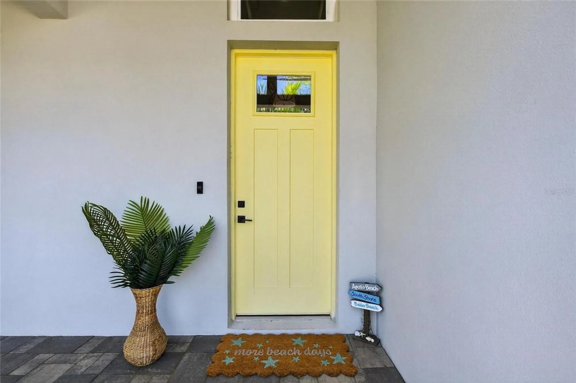 Property Slideshow image 11 of 91 | 614 pinckney dr, Apollo Beach, FL, 33572