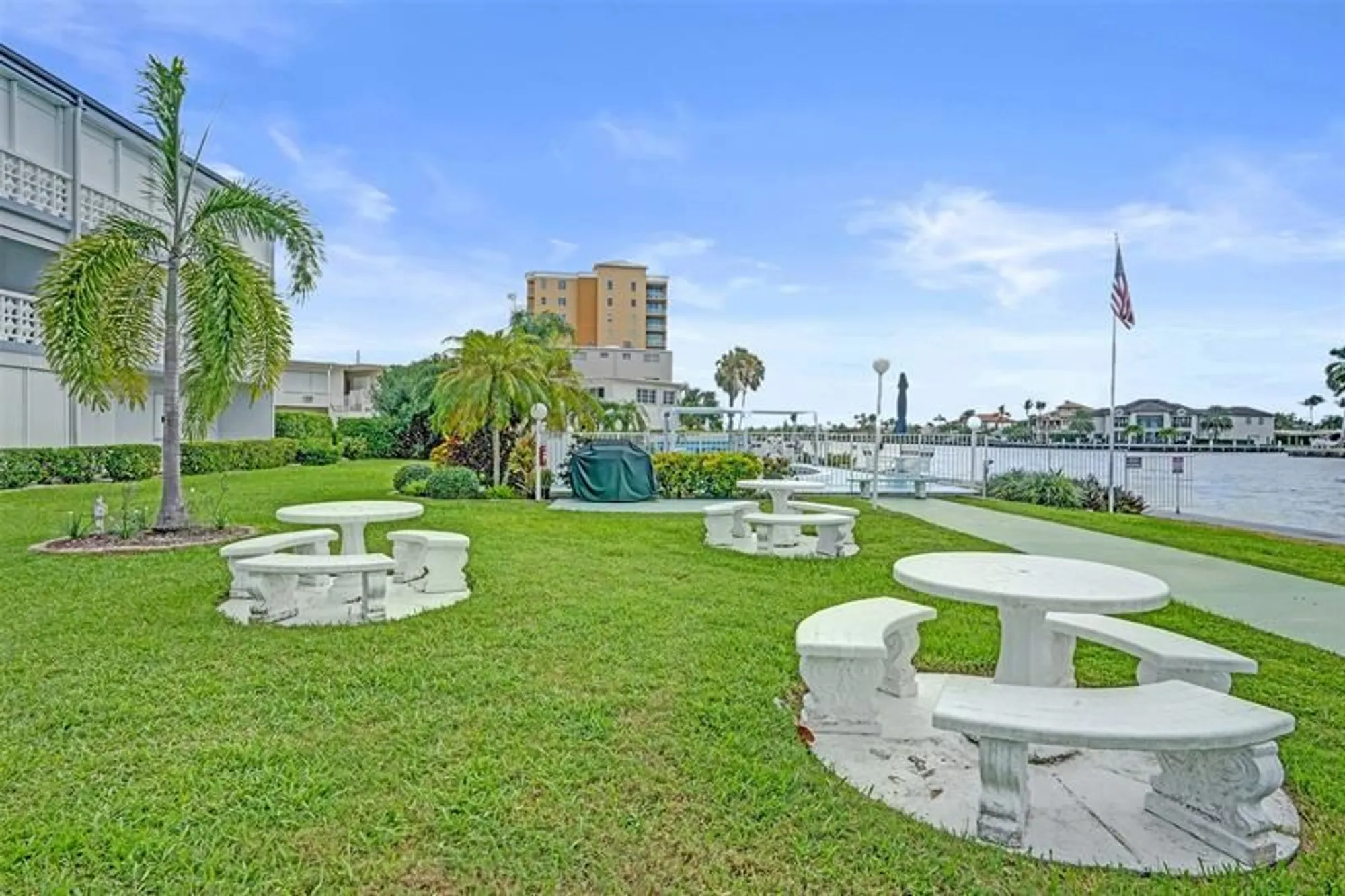 Property Slideshow image 46 of 49 | 1001 n riverside dr 304, Pompano Beach, FL, 33062