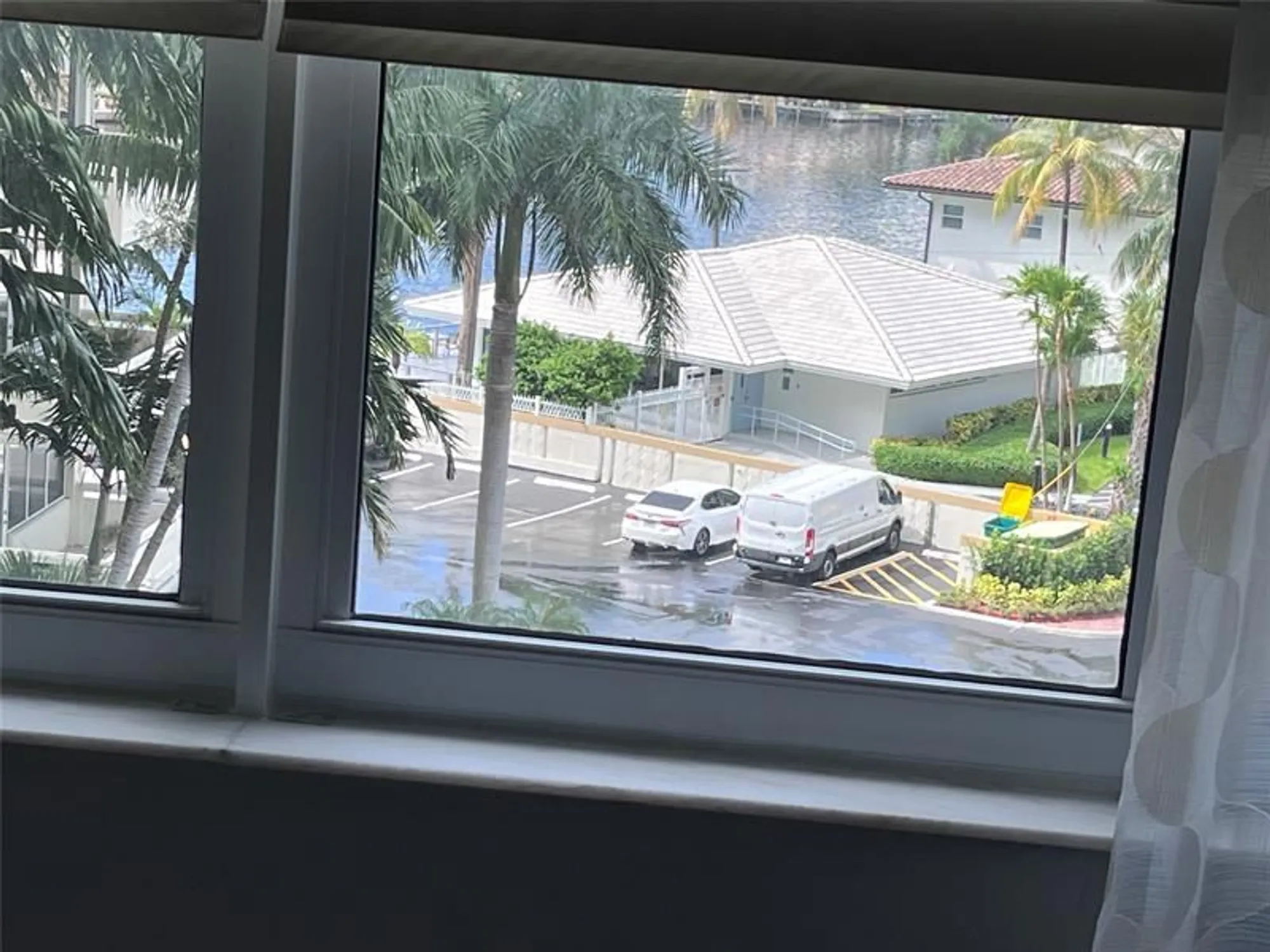 Property Slideshow image 13 of 28 | 3200 ne 36th st 512a, Fort Lauderdale, FL, 33308