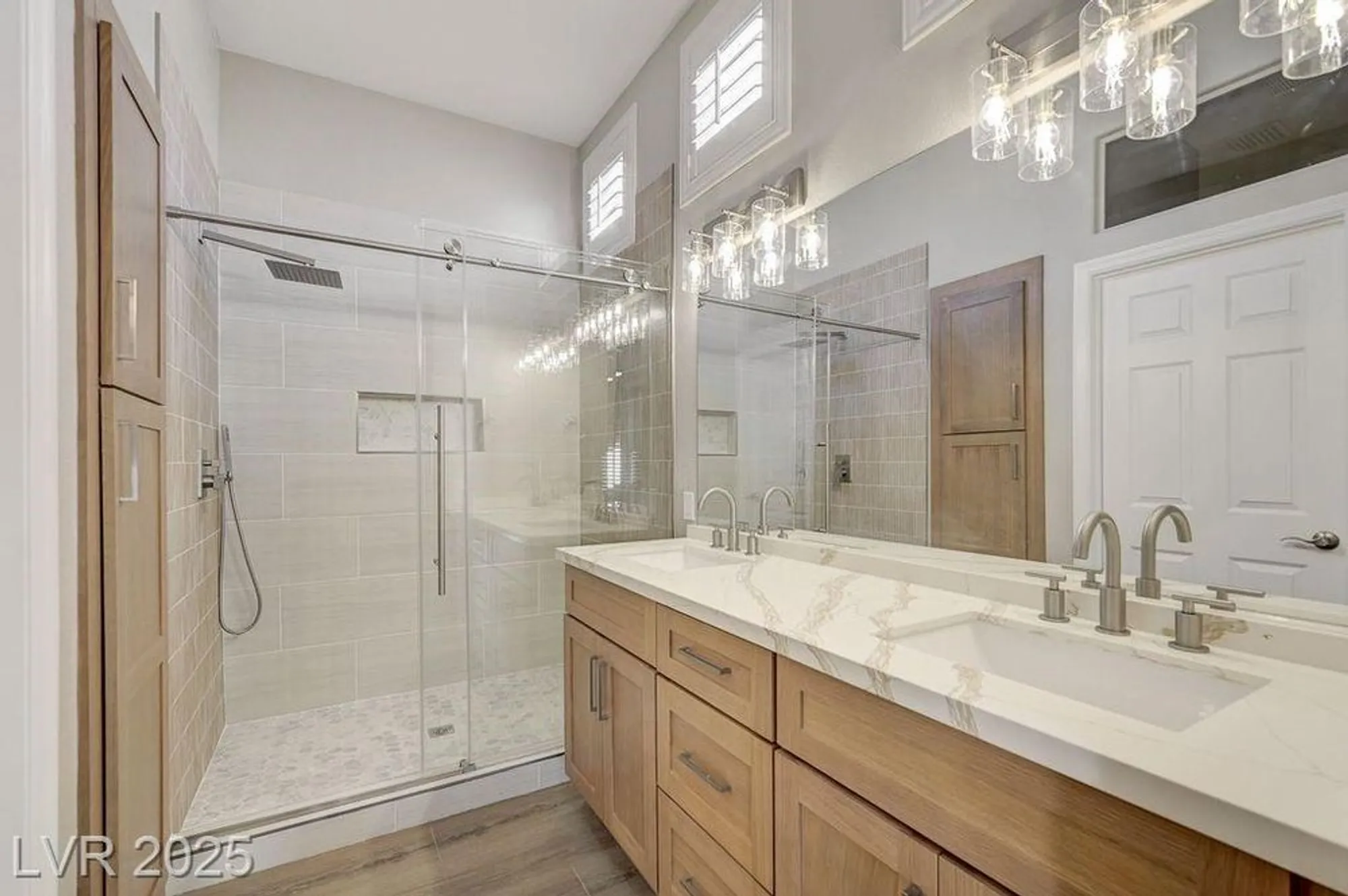 Property Slideshow image 21 of 43 | 9937 villa ridge dr, Las Vegas, NV, 89134