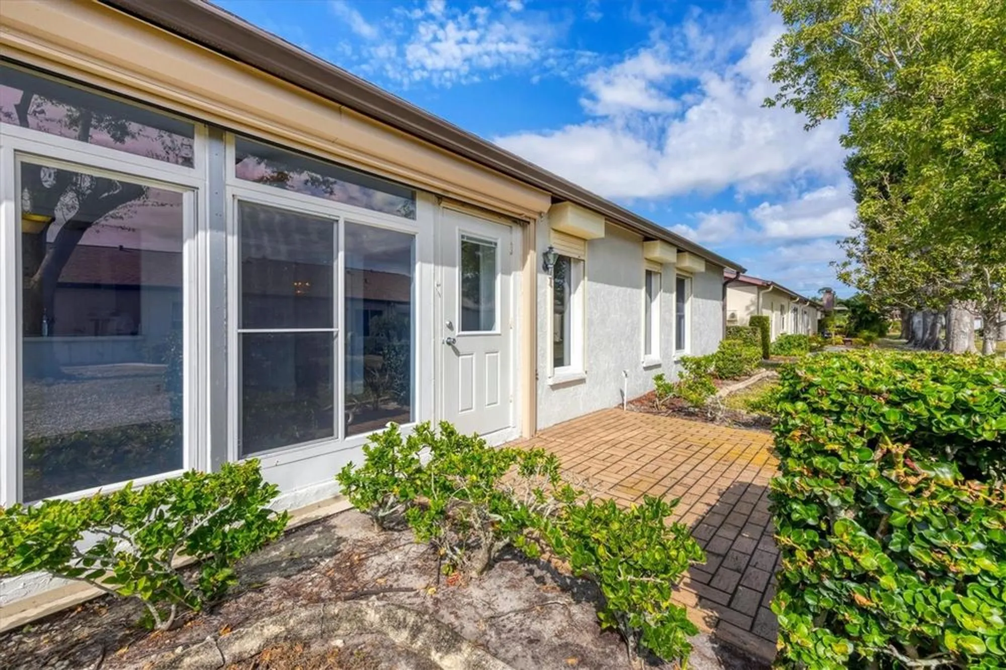 Property Slideshow image 29 of 55 | 606 chestnut ln, Englewood, FL, 34223