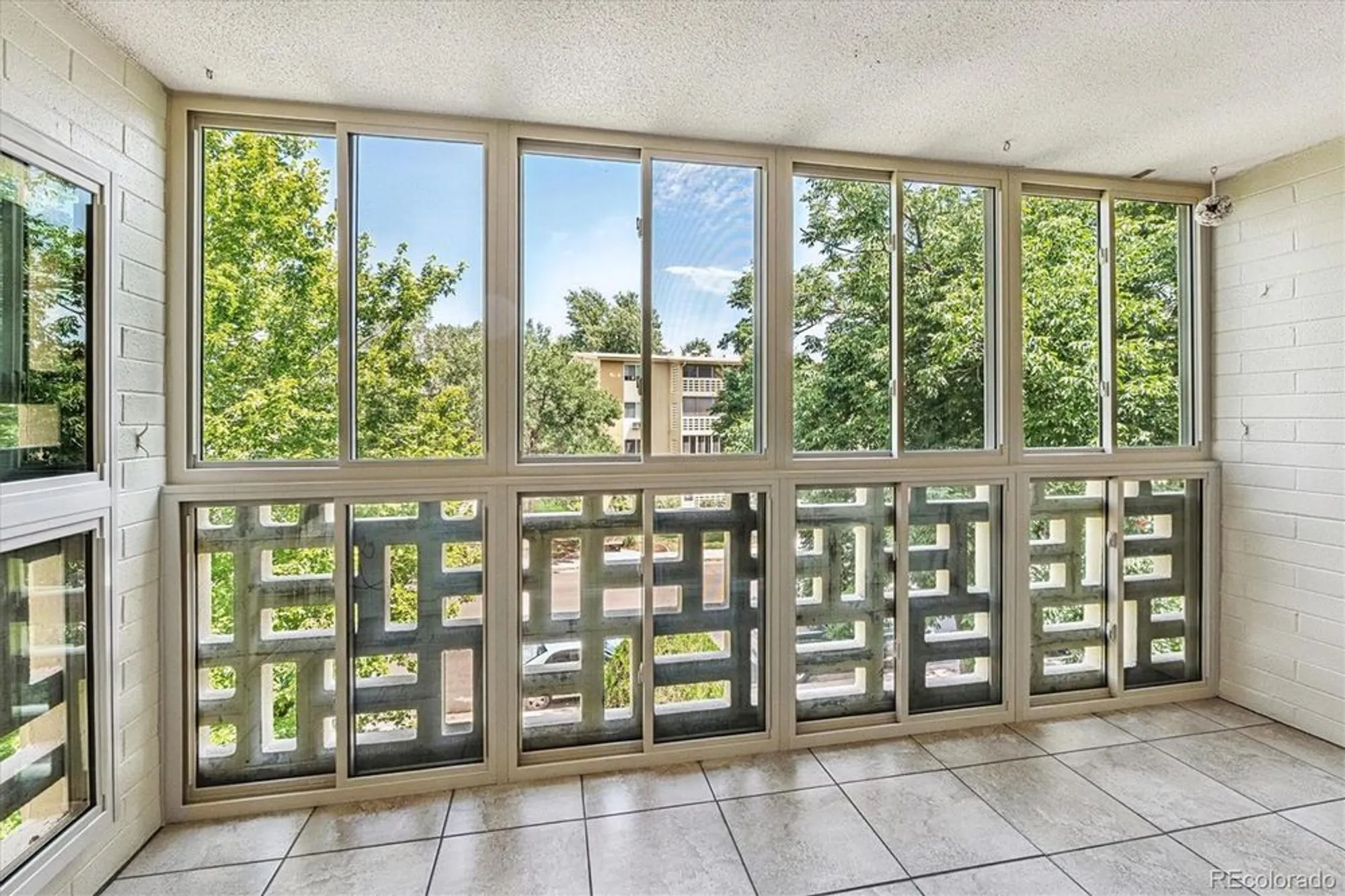 Property Slideshow image 24 of 50 | 605 s alton way apt 9c, Denver, CO, 80247