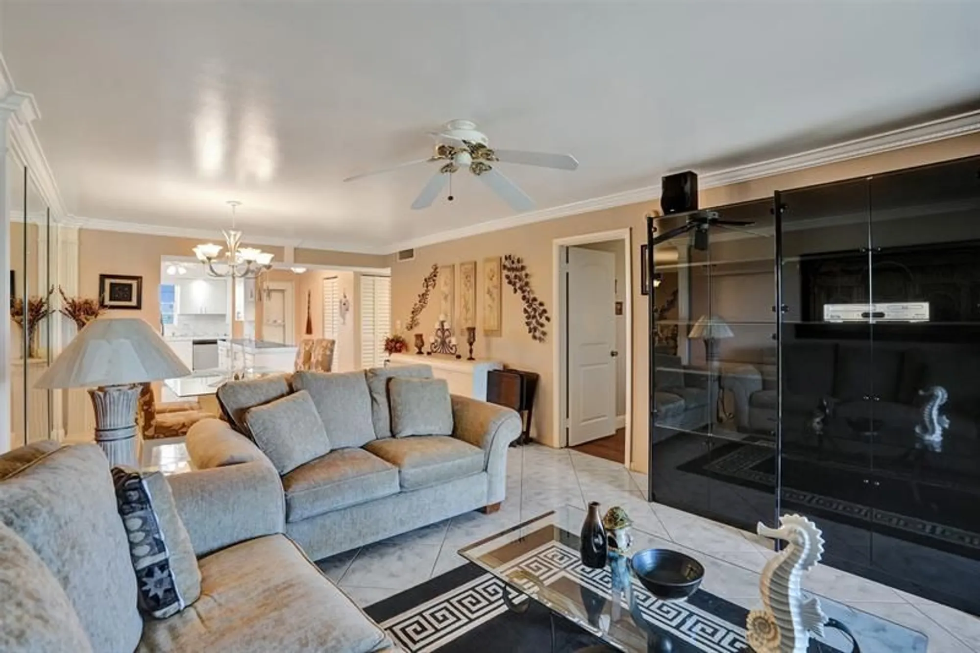 Property Slideshow image 14 of 48 | 5860 nw 44th st 603, Lauderhill, FL, 33319