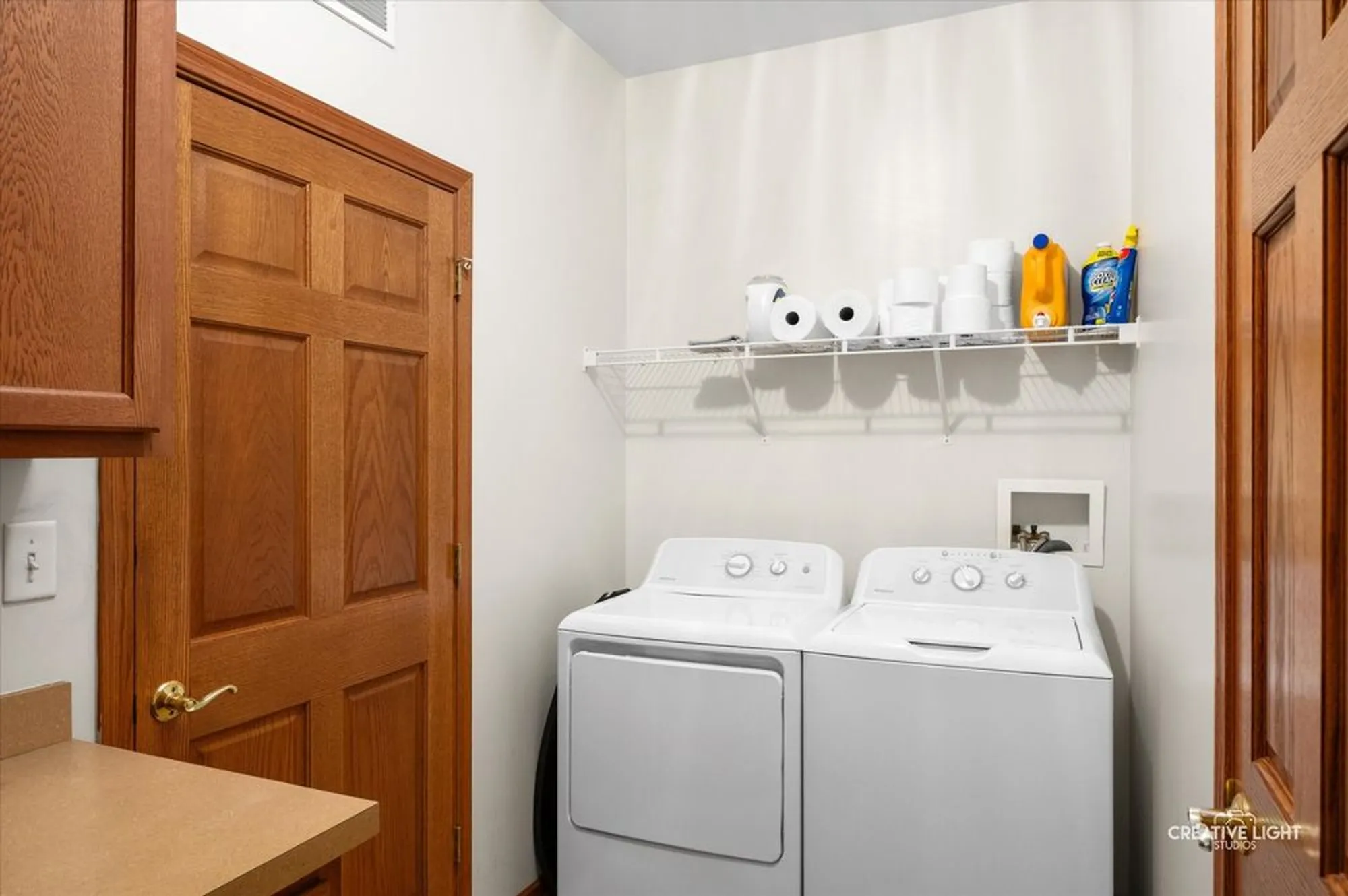 Property Slideshow image 9 of 25 | 790 bohannon cir, Oswego, IL, 60543