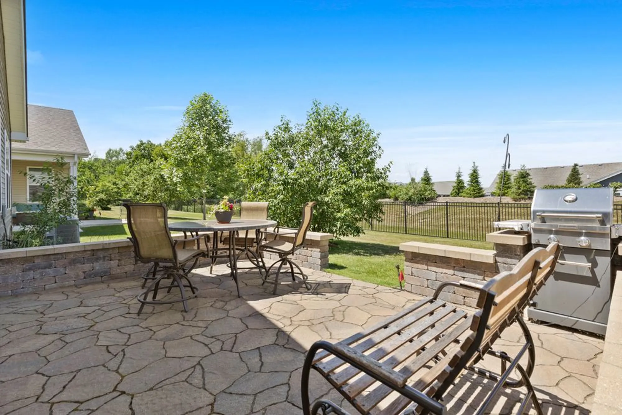 Property Slideshow image 21 of 30 | 1150 americana ave, Pingree Grove, IL, 60140