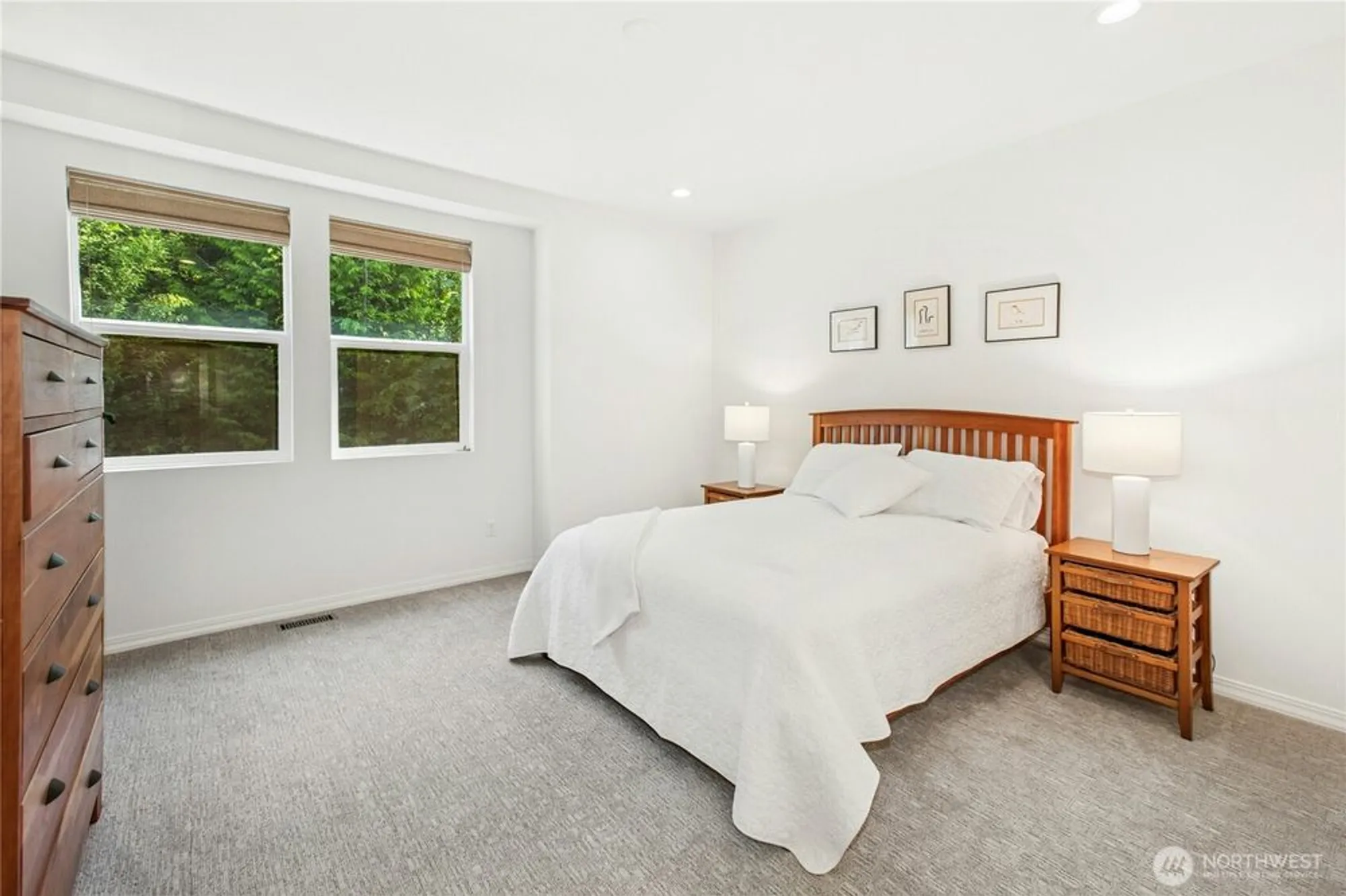 Property Slideshow image 9 of 25 | 22864 ne 130th st, Redmond, WA, 98053