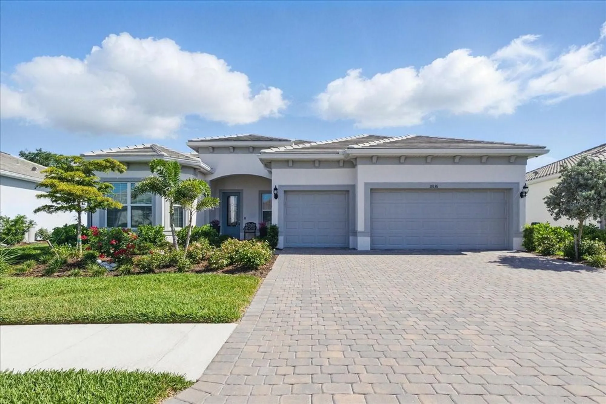 Property Slideshow image 1 of 58 | 10136 coral shore dr, Englewood, FL, 34223