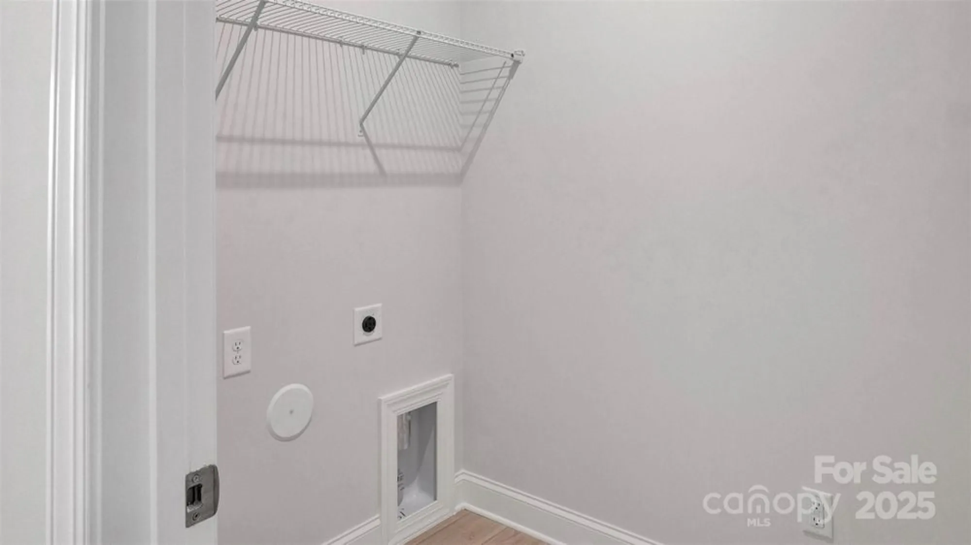 Property Slideshow image 14 of 25 | 4424 moxie way, Charlotte, NC, 28215