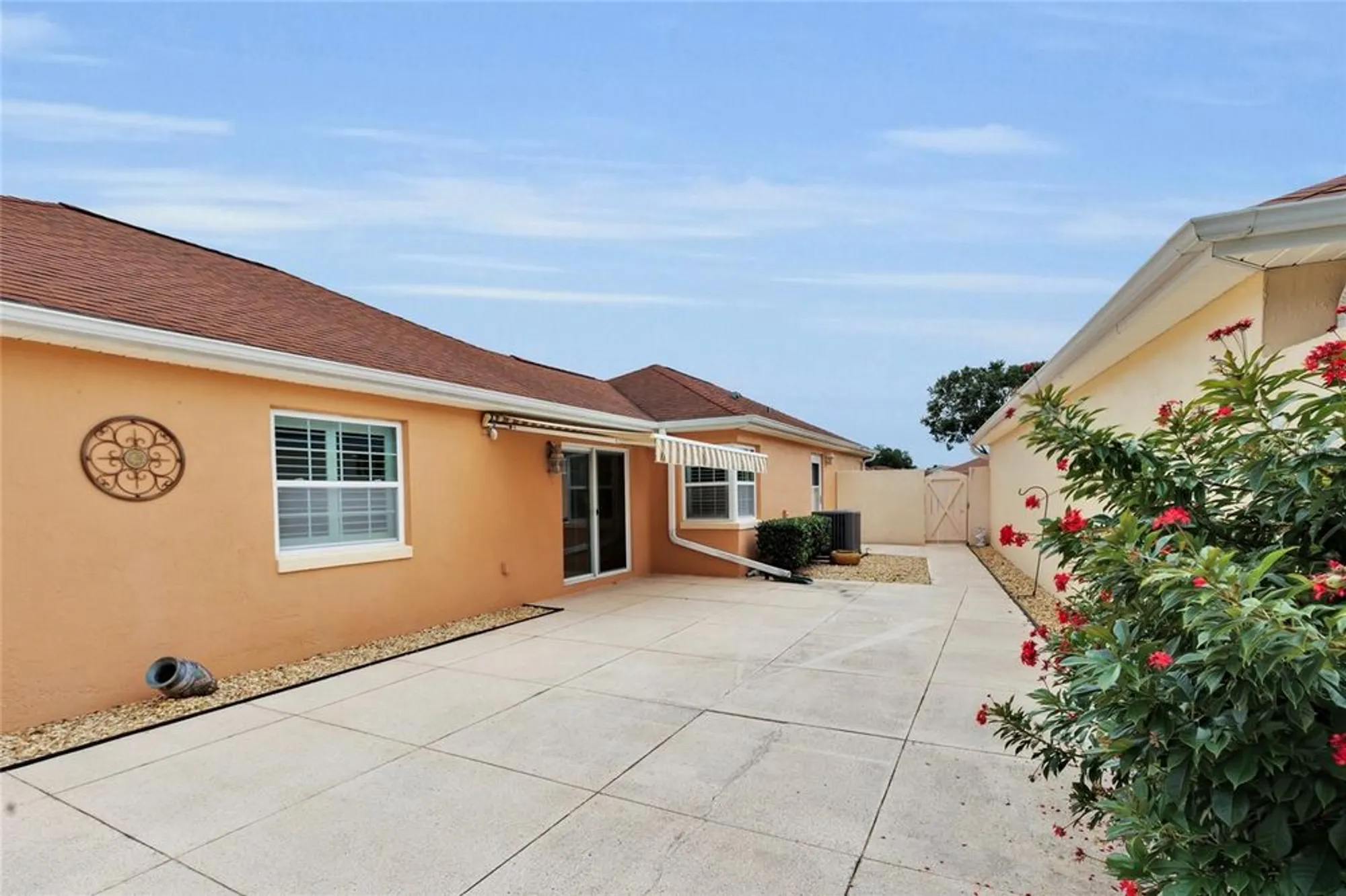 Property Slideshow image 27 of 45 | 916 medira dr, Lady Lake, FL, 32159