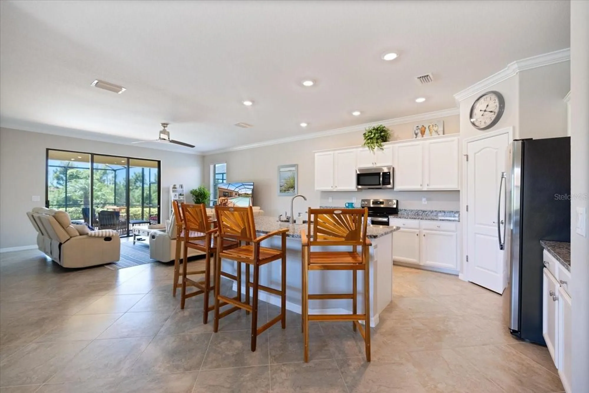 Property Slideshow image 13 of 65 | 10209 fiddlewood dr, Venice, FL, 34293