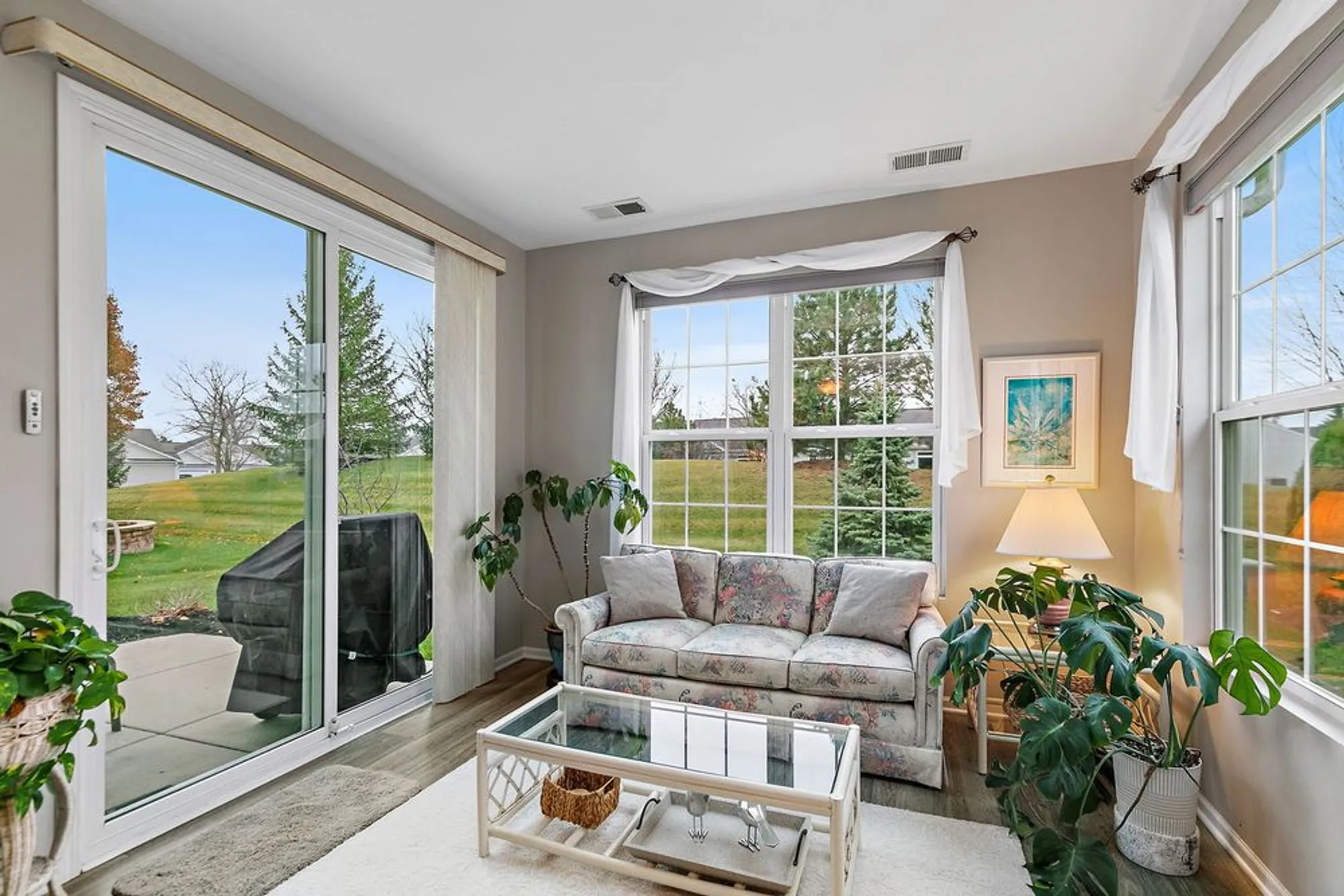 Property Slideshow image 9 of 24 | 13515 ivy dr, Huntley, IL, 60142