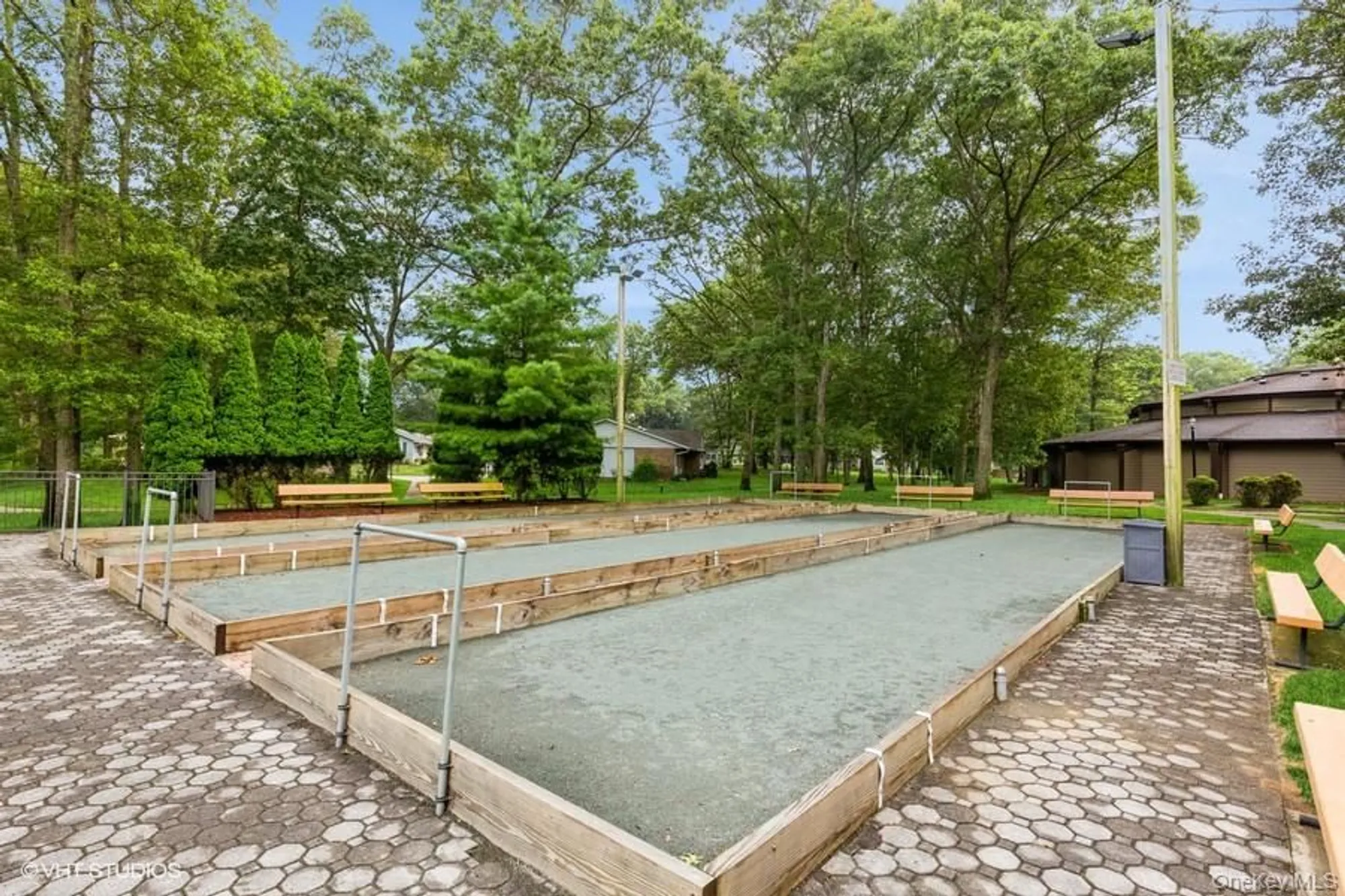 Property Slideshow image 12 of 22 | 166 ventry ct b, Ridge, NY, 11961