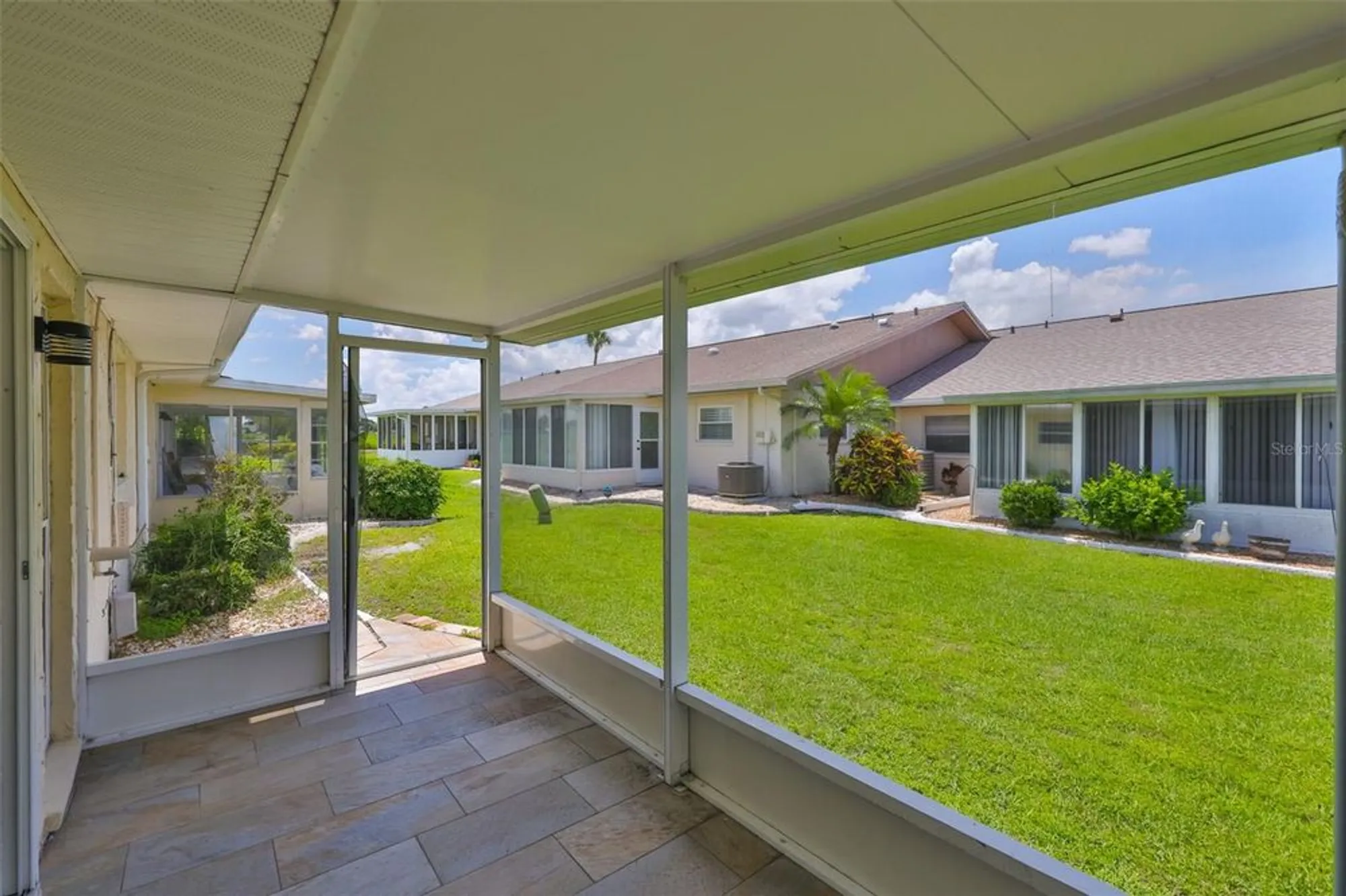 Property Slideshow image 11 of 54 | 1210 eastloch ct, Sun City Center, FL, 33573