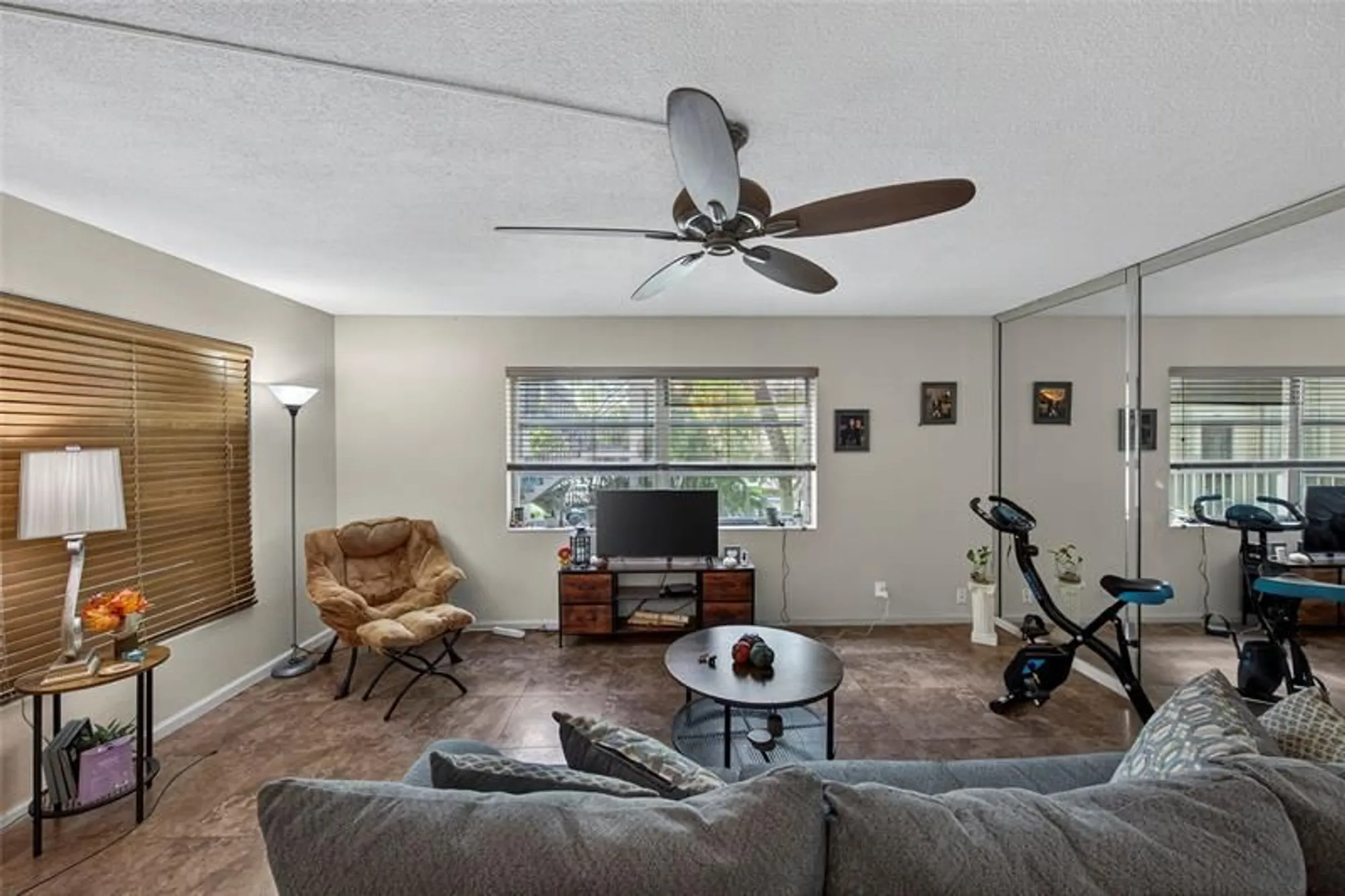 Property Slideshow image 4 of 41 | 2901 nw 47th ter apt 245a, Lauderdale Lakes, FL, 33313