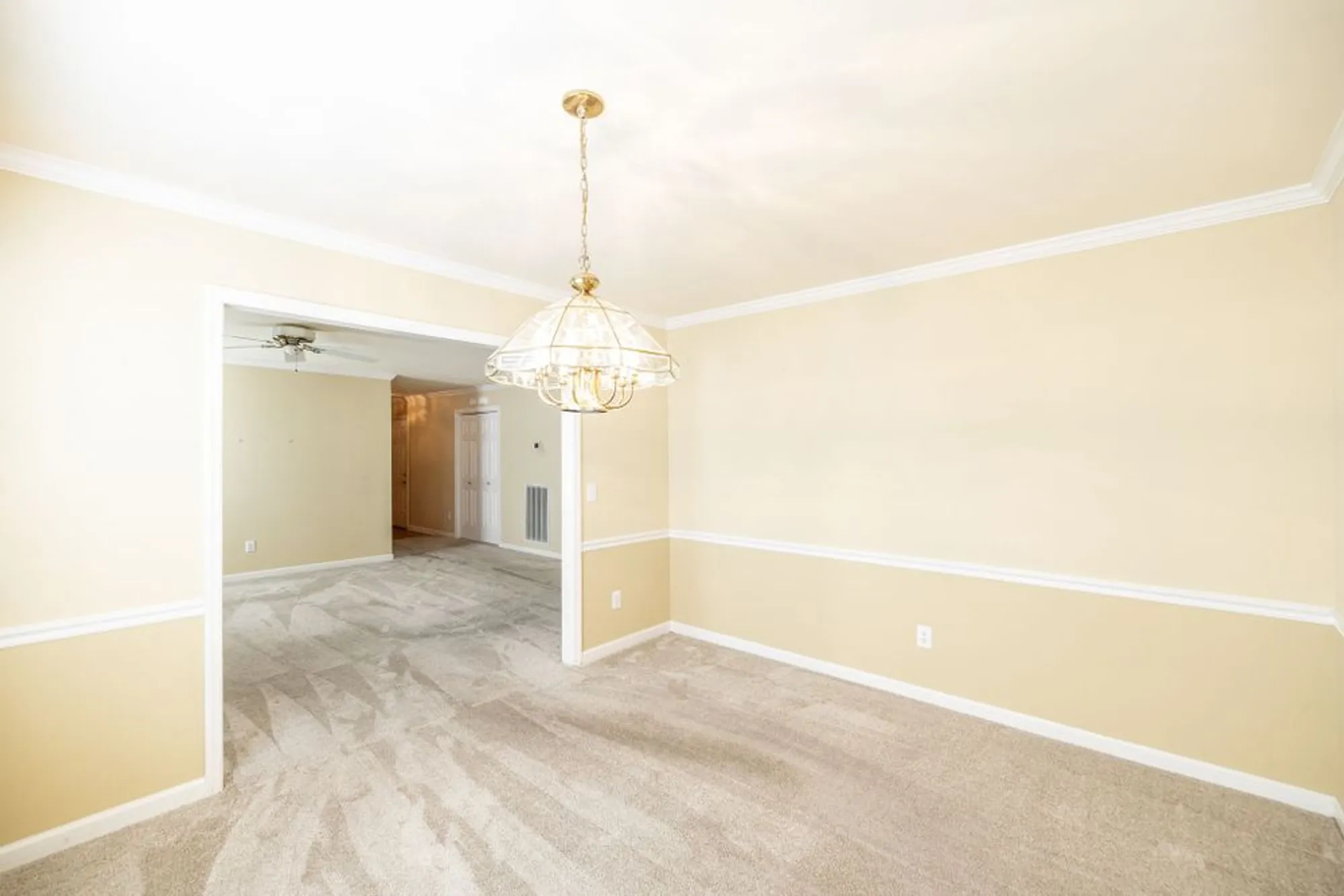 Property Slideshow image 14 of 54 | 115 newsom grn, Nashville, TN, 37221