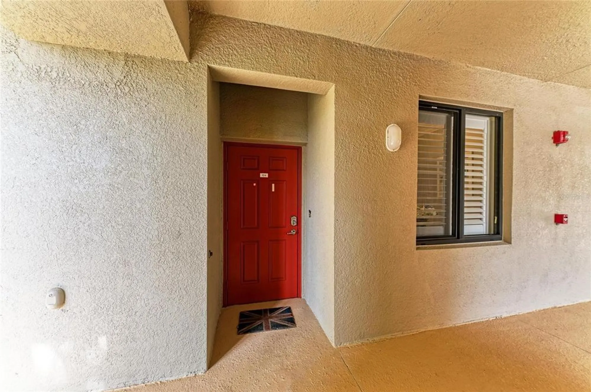Property Slideshow image 9 of 83 | 7019 river hammock dr unit 104, Bradenton, FL, 34212
