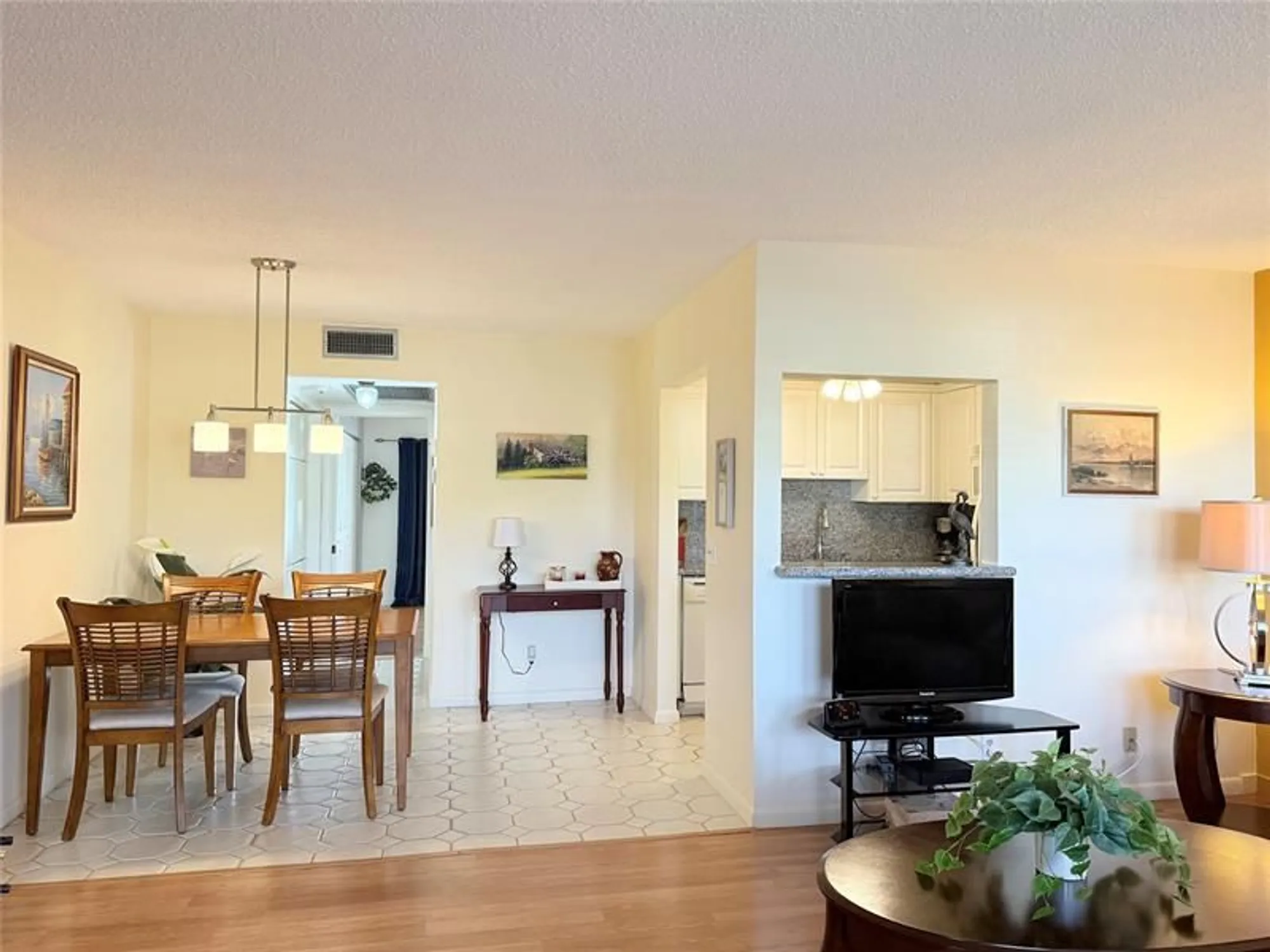 Property Slideshow image 8 of 44 | 1113 cambridge e # 1113, Deerfield Beach, FL, 33442