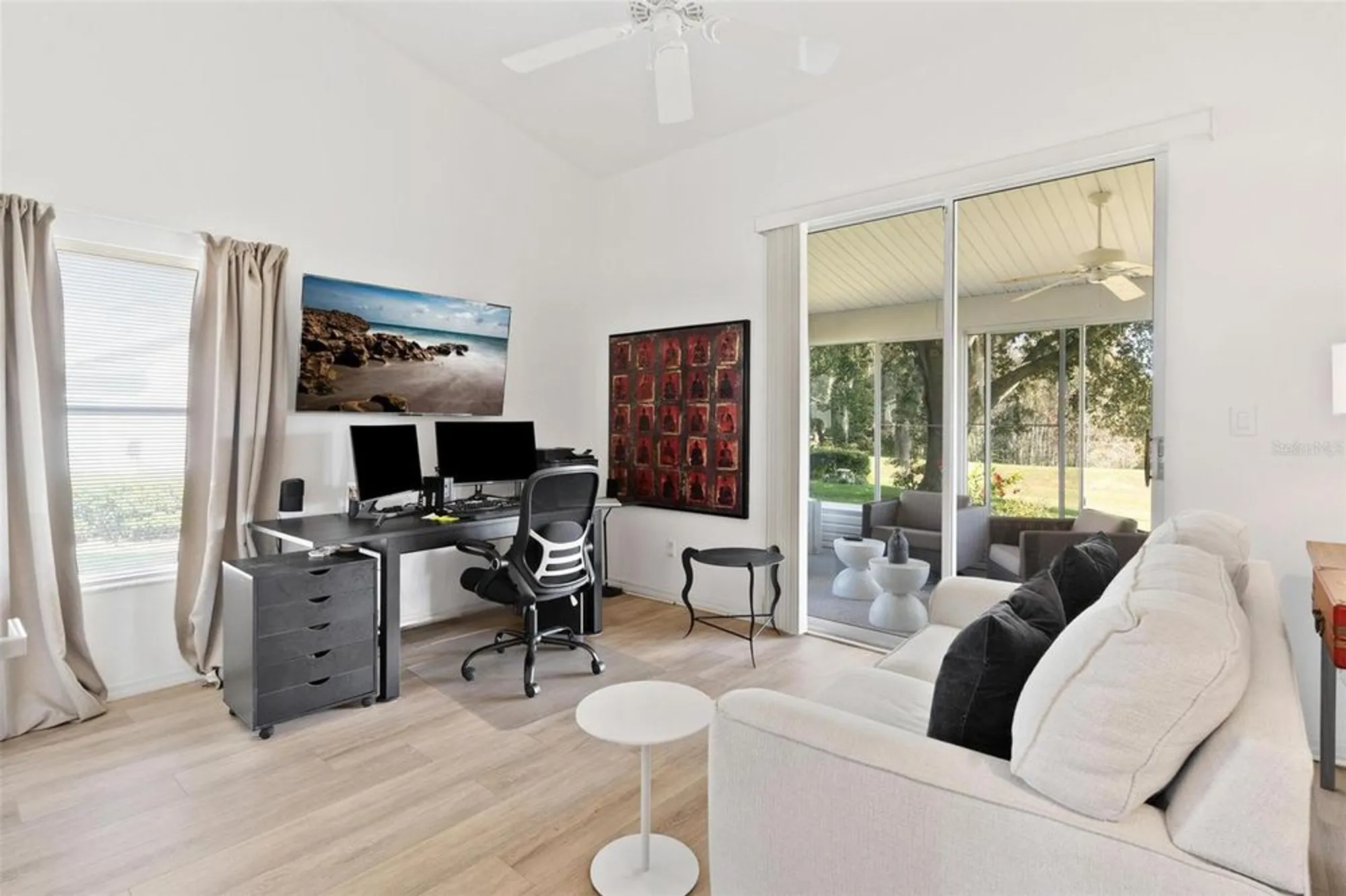 Property Slideshow image 30 of 55 | 25440 crestwater dr, Leesburg, FL, 34748