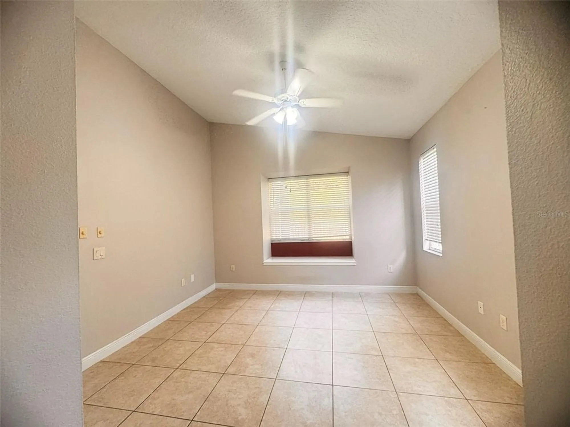 Property Slideshow image 16 of 38 | 1180 mesa verde ct, Clermont, FL, 34711