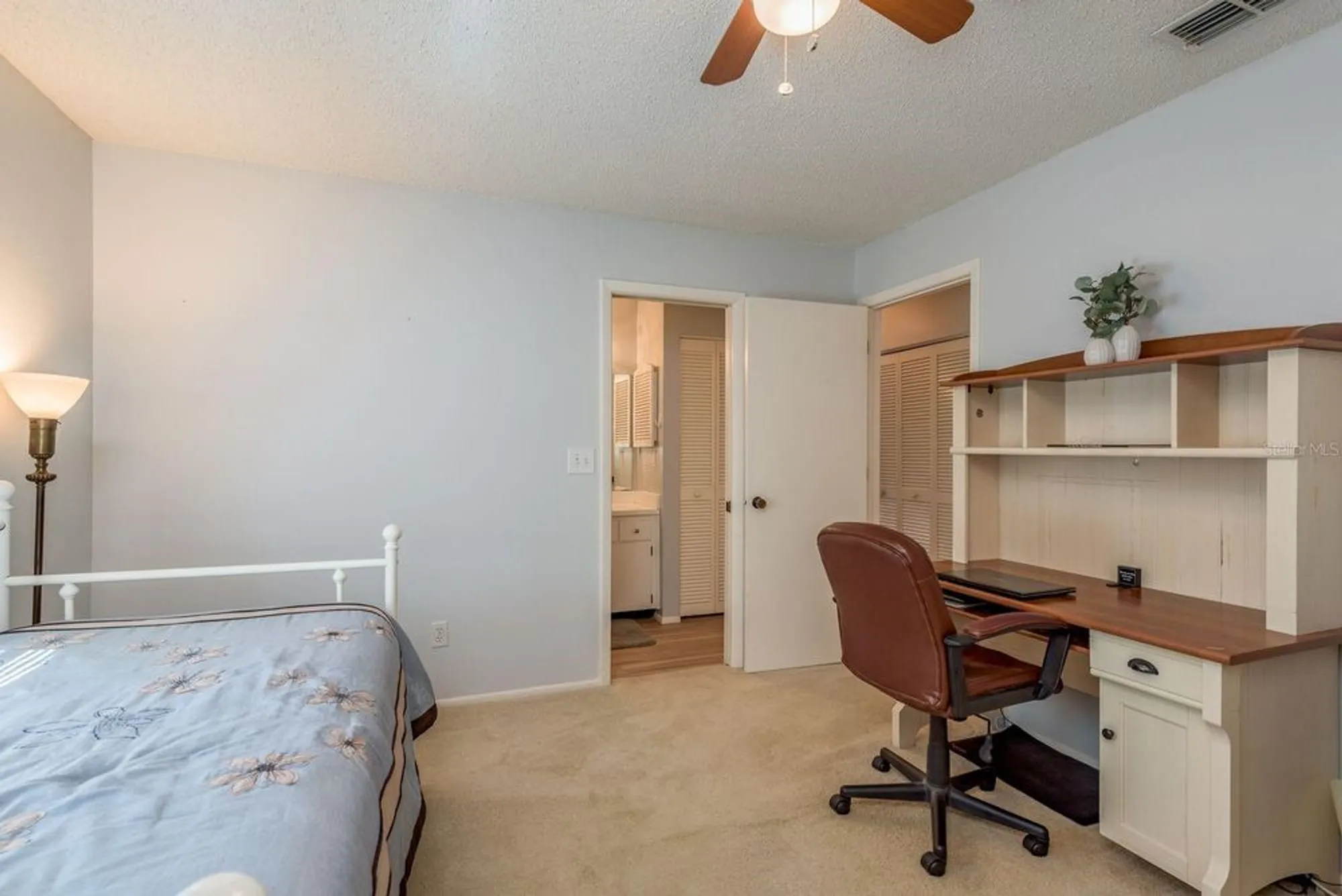 Property Slideshow image 26 of 62 | 1109 tartan dr c, Palm Harbor, FL, 34684