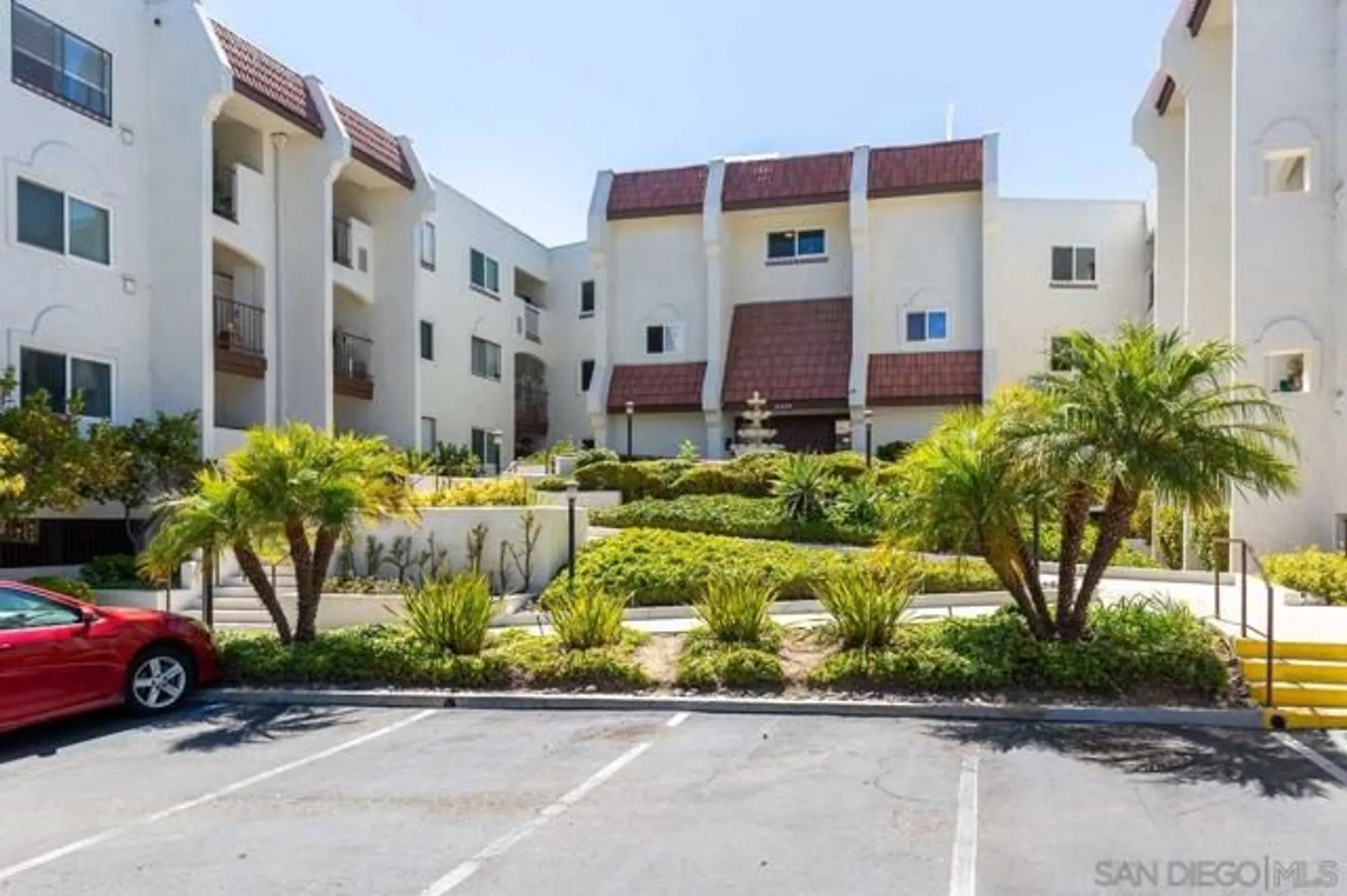 Property Slideshow image 1 of 25 | 6330 genesee ave unit 112, San Diego, CA, 92122