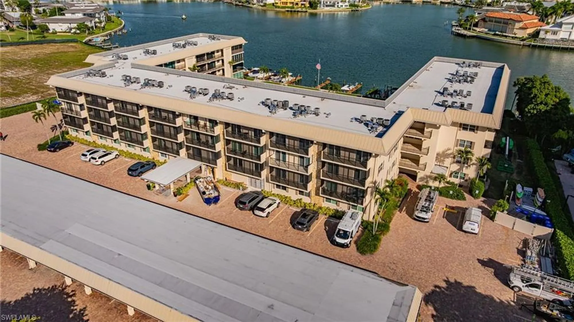 Property Slideshow image 40 of 49 | 3200 gulf shore blvd 401, Naples, FL, 34103